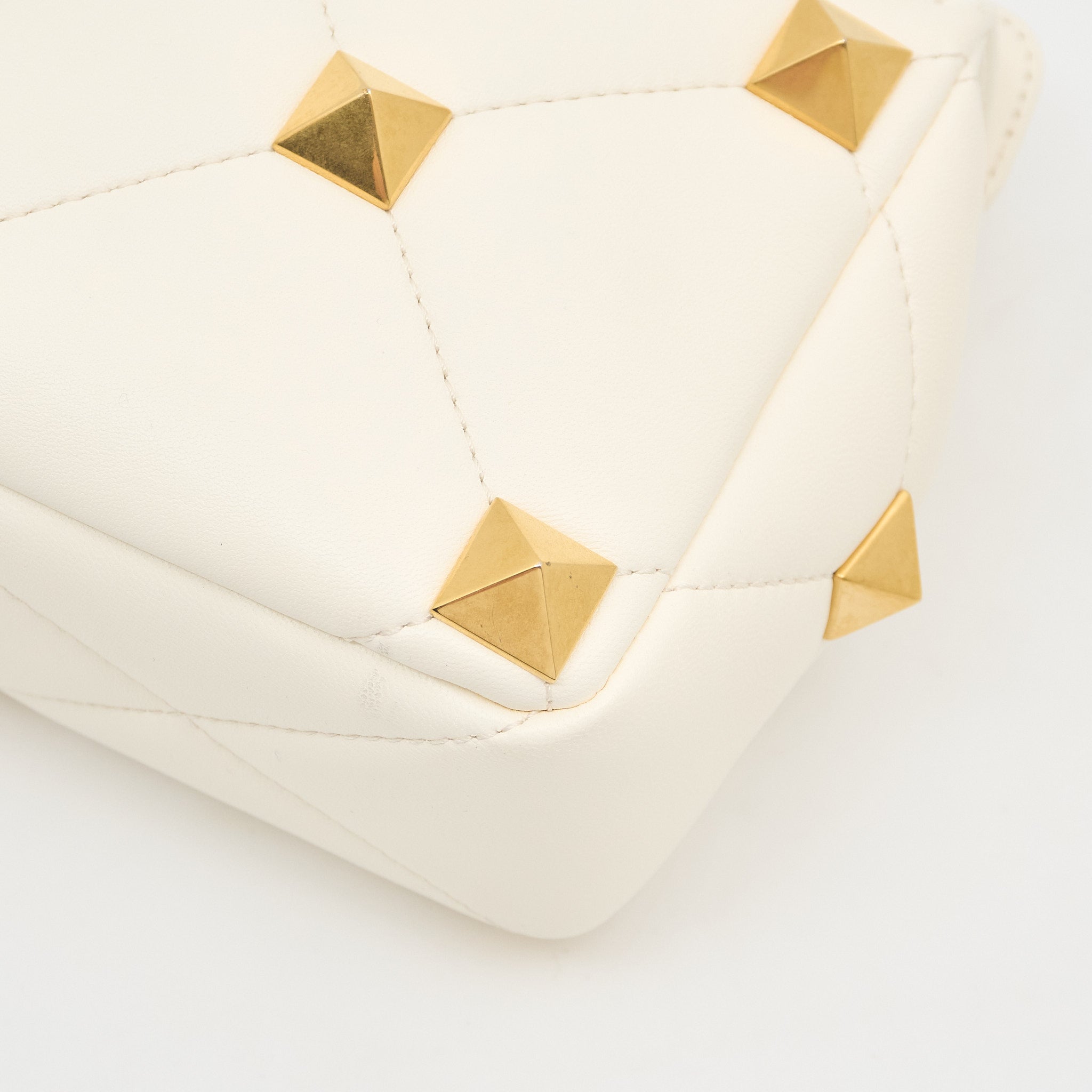 Valentino Garavani Roman Rockstud Bag in White Nappa Leather