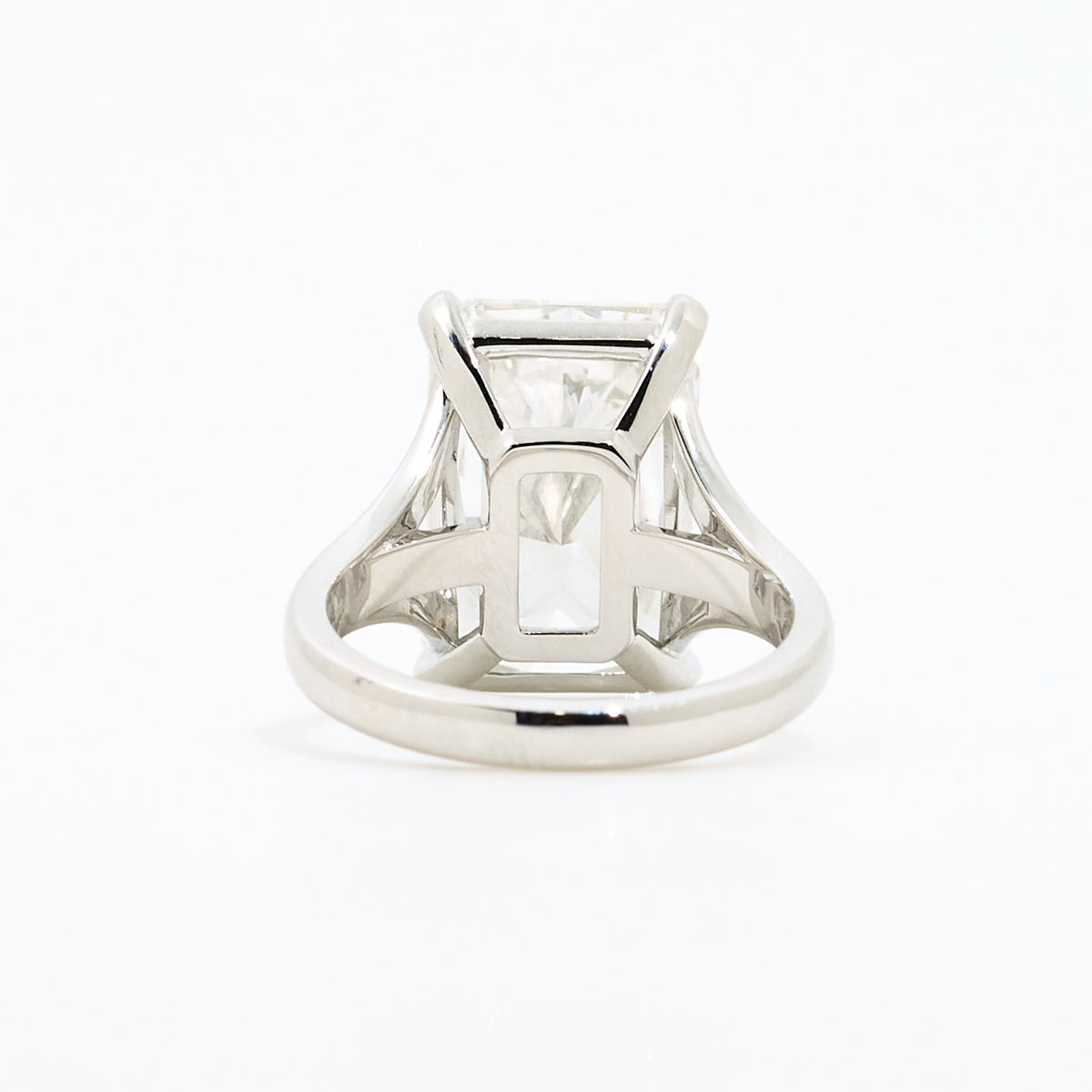 MV&Co Custom 10.08ct Lab-Grown Diamond Solitaire Ring in 18ct White Gold