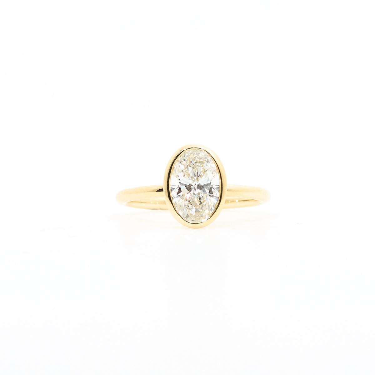 ct Oval-Cut Lab-Grown Diamond 9ct Yellow Gold Bezel Ring