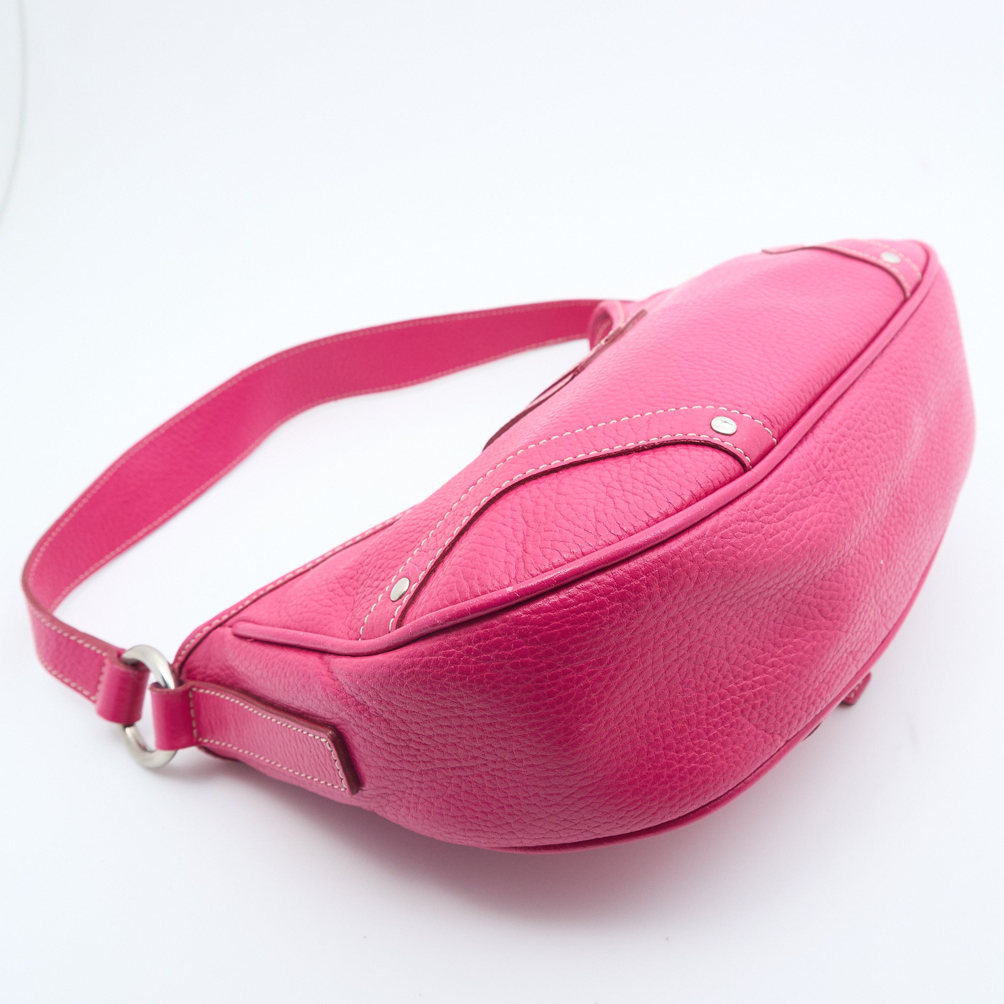 Burberry Vintage Leather Shoulder Bag in Fuchsia Pink