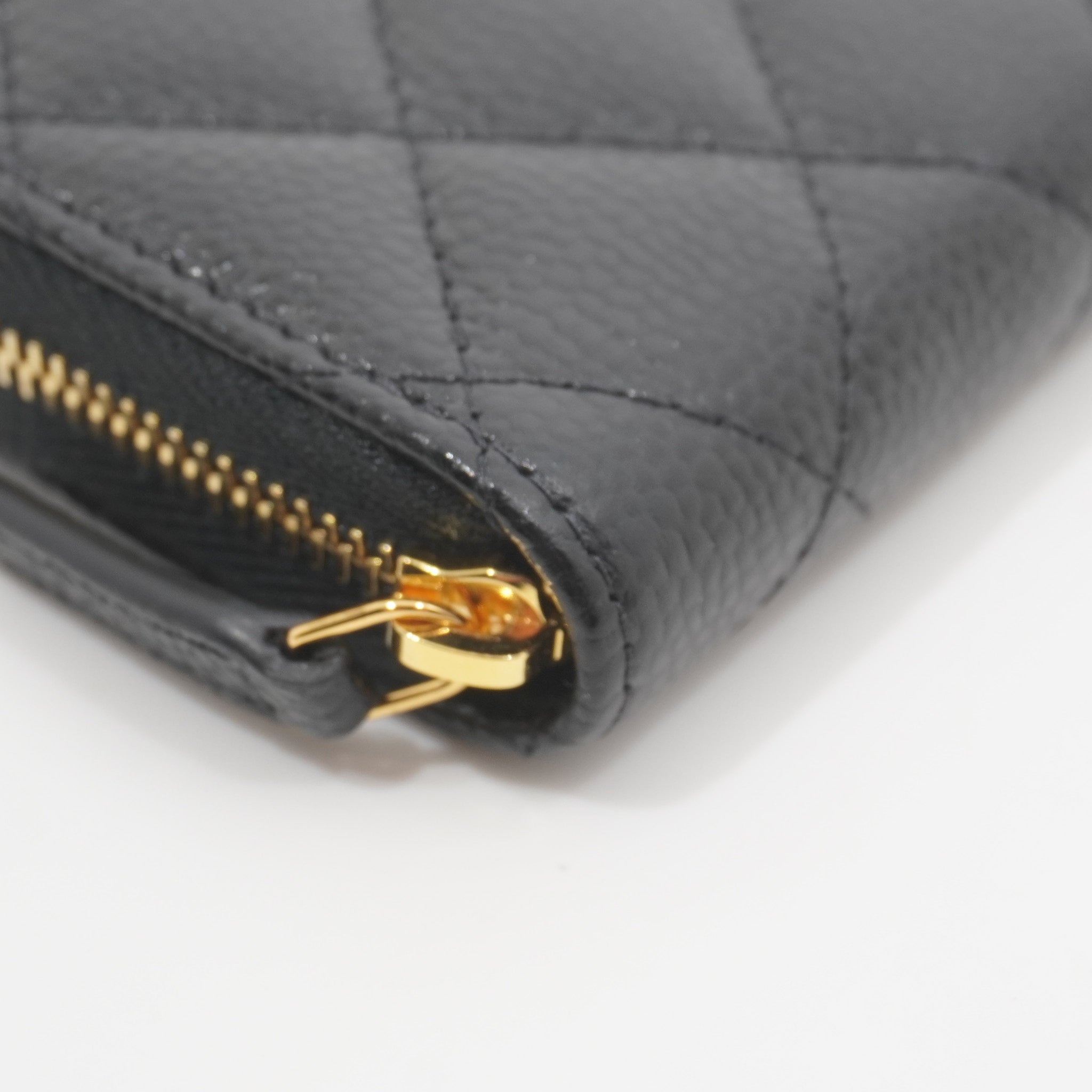 Chanel Zip Card Holder Caviar Black GHW