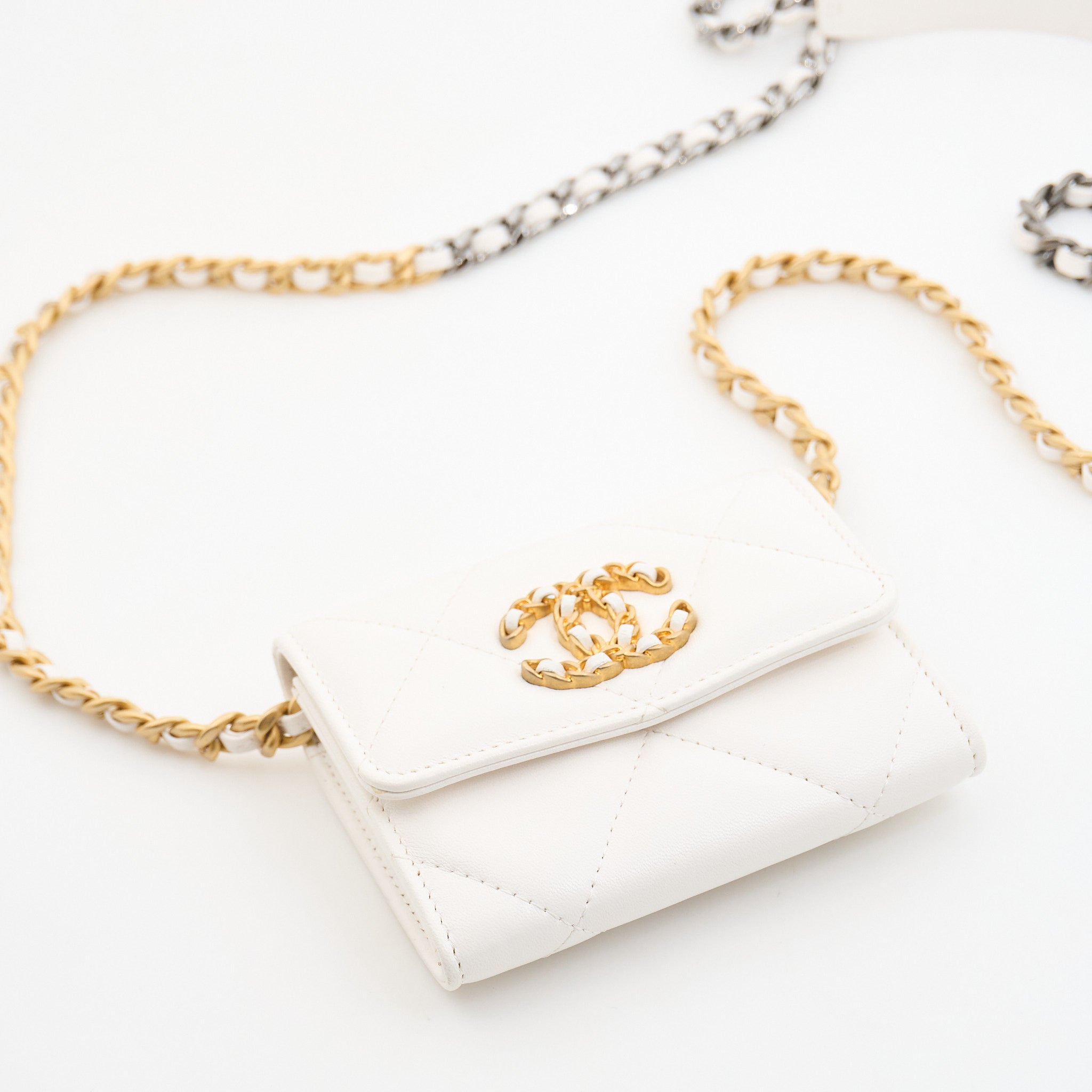 Chanel Lambskin Quilted Card Wallet on Chain in White GHW