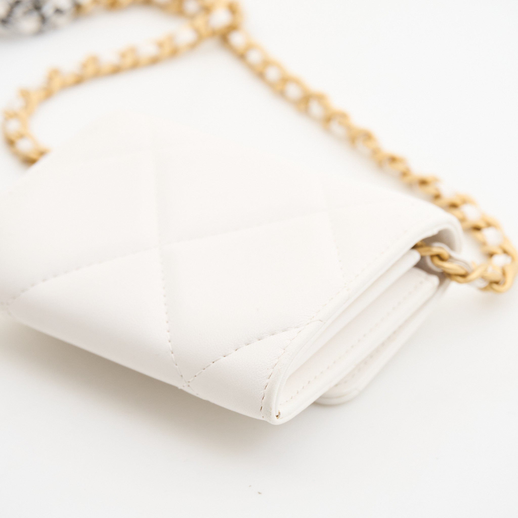 Chanel Lambskin Quilted Card Wallet on Chain in White GHW