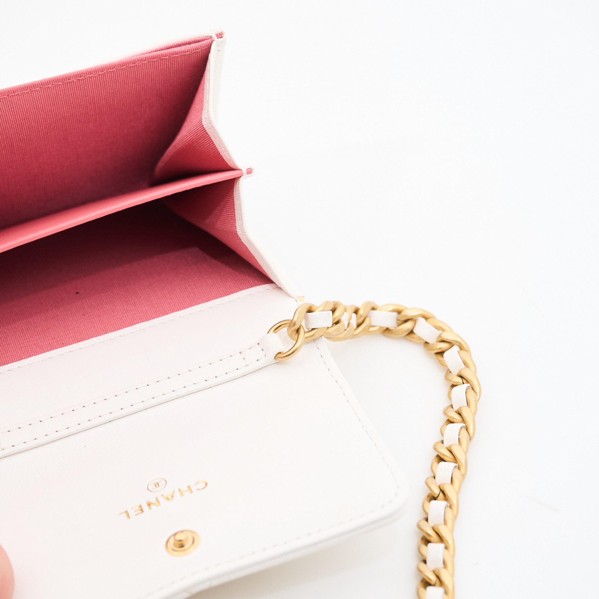 Chanel Lambskin Quilted Card Wallet on Chain in White GHW