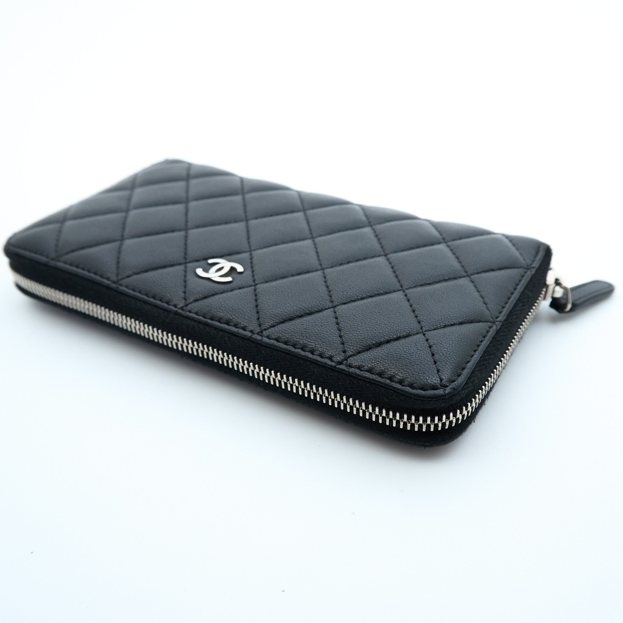 Chanel Black Lambskin Zip Around Wallet SHW