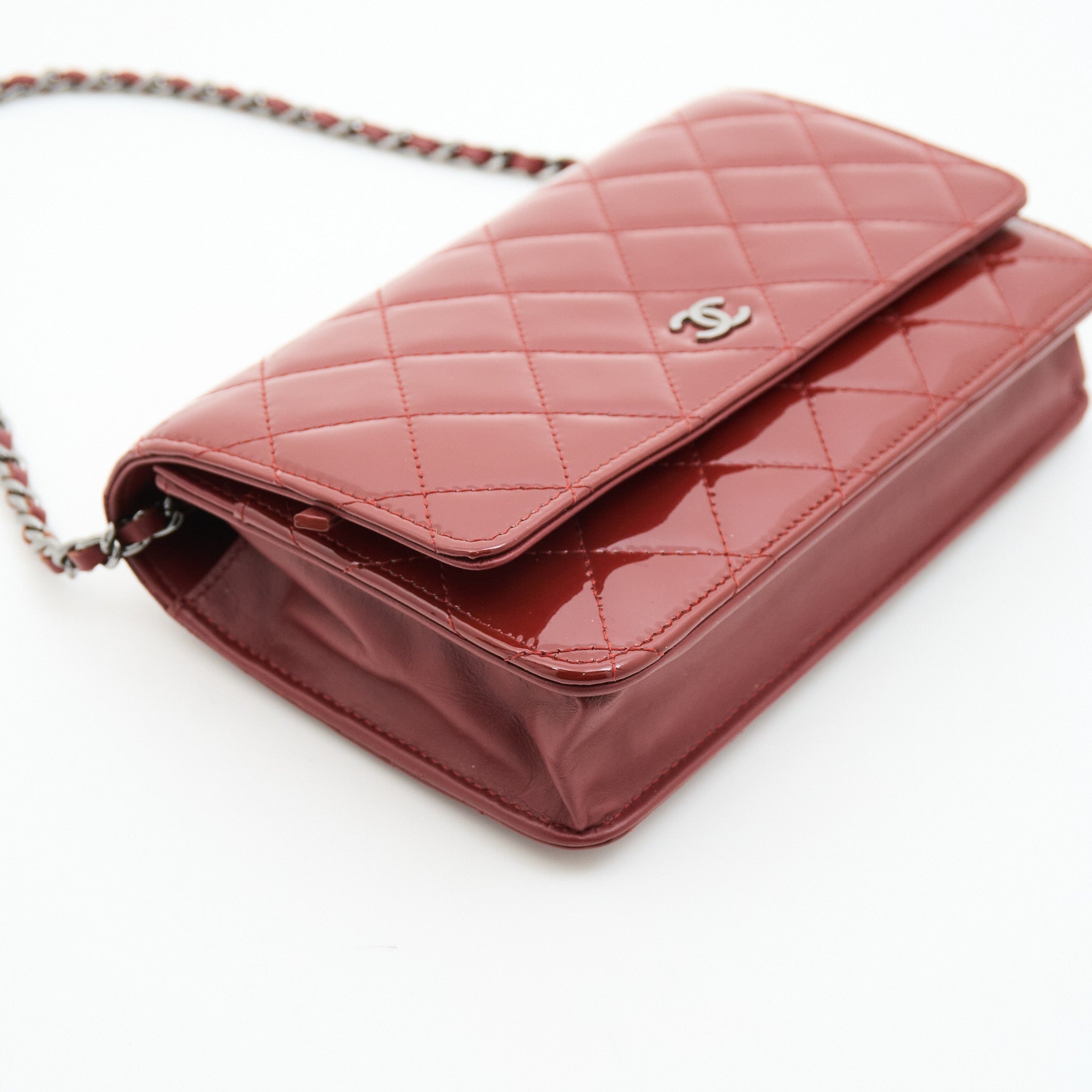 Chanel Red Patent Wallet On Chain SHW