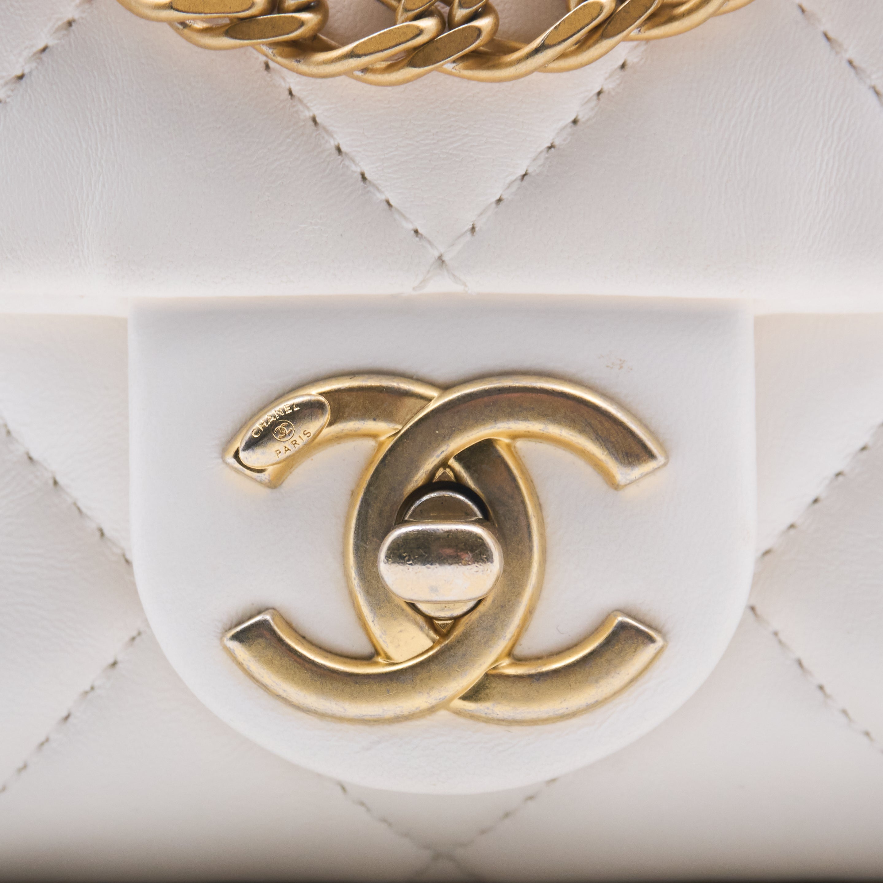 Chanel White Mini Quilted Flap Shoulder Bag GHW