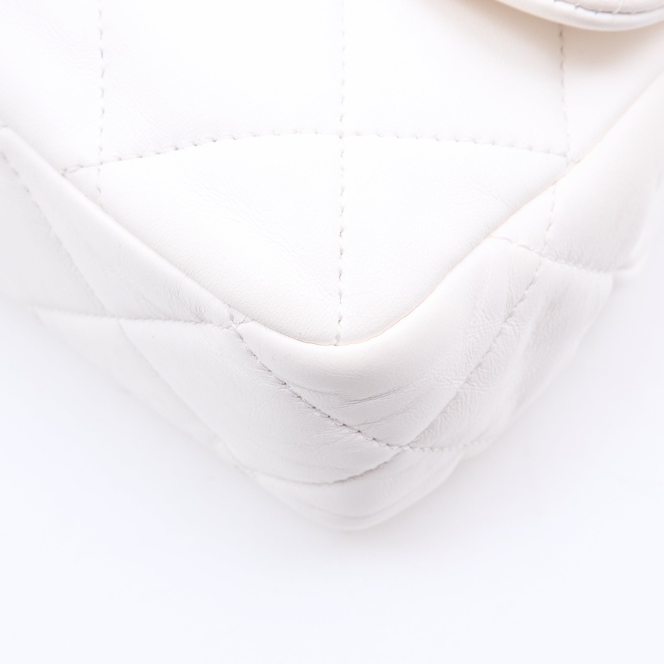 Chanel White Mini Quilted Flap Shoulder Bag GHW