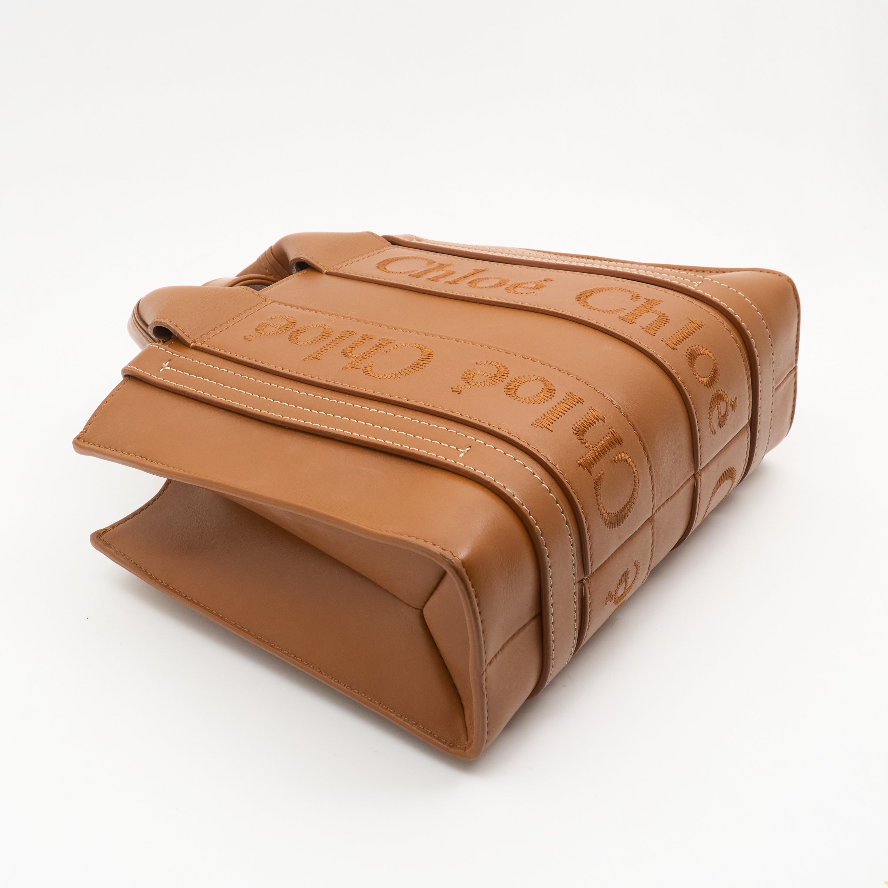 Chloe Small Woody Bag In Caramel Leather
