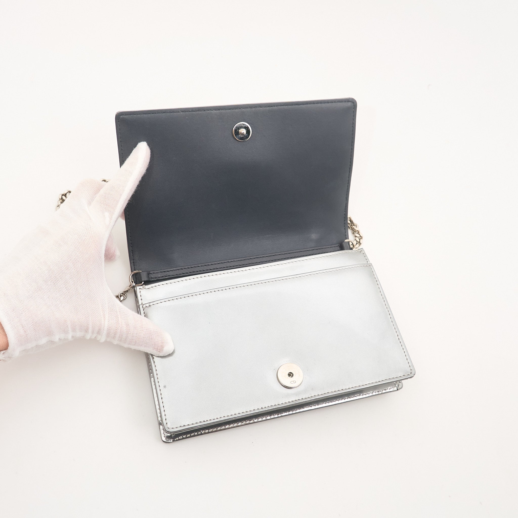 Christian Dior Diorama Wallet On Chain Silver