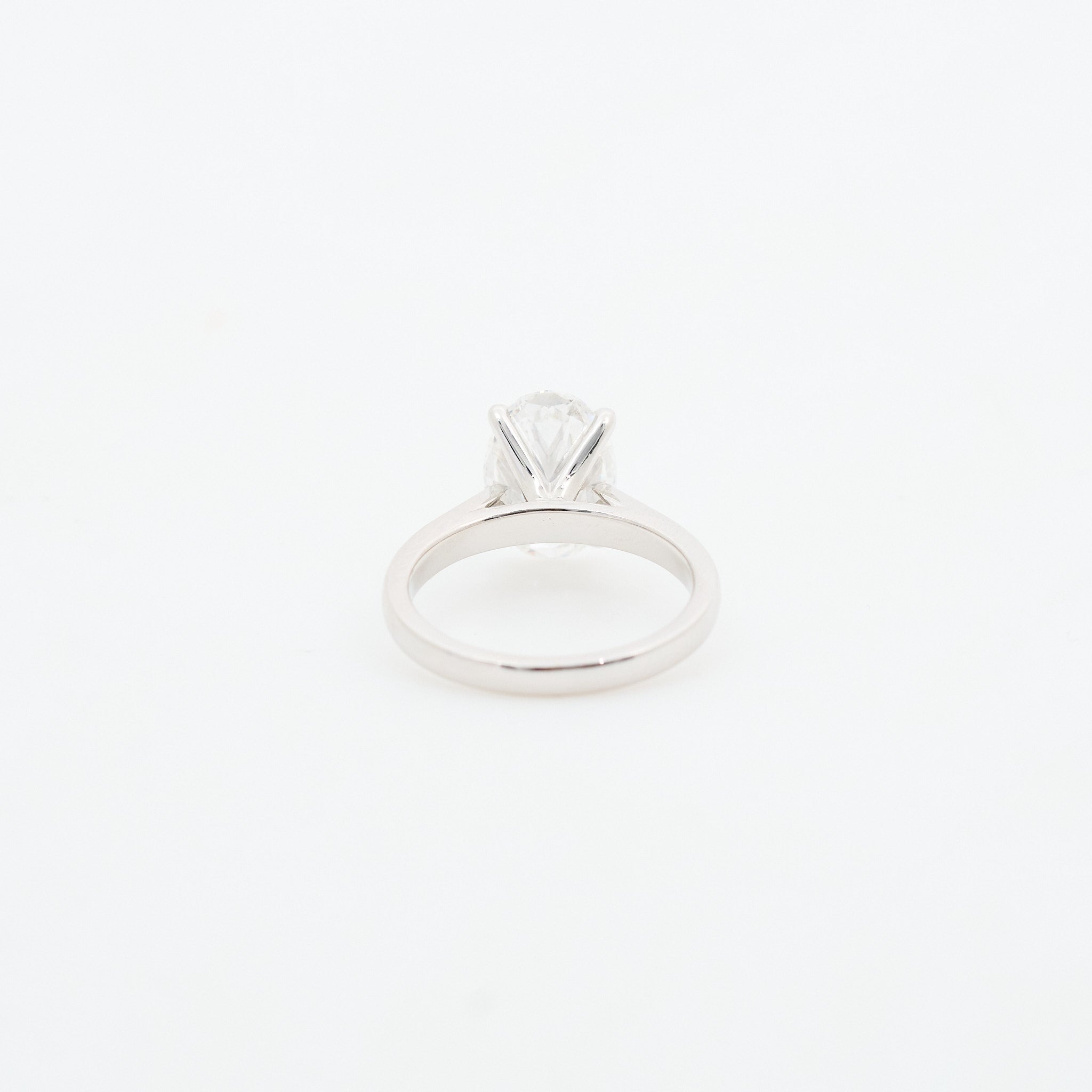 Custom by MV & Co.Oval Lab DIamond 18ct White Gold Ring