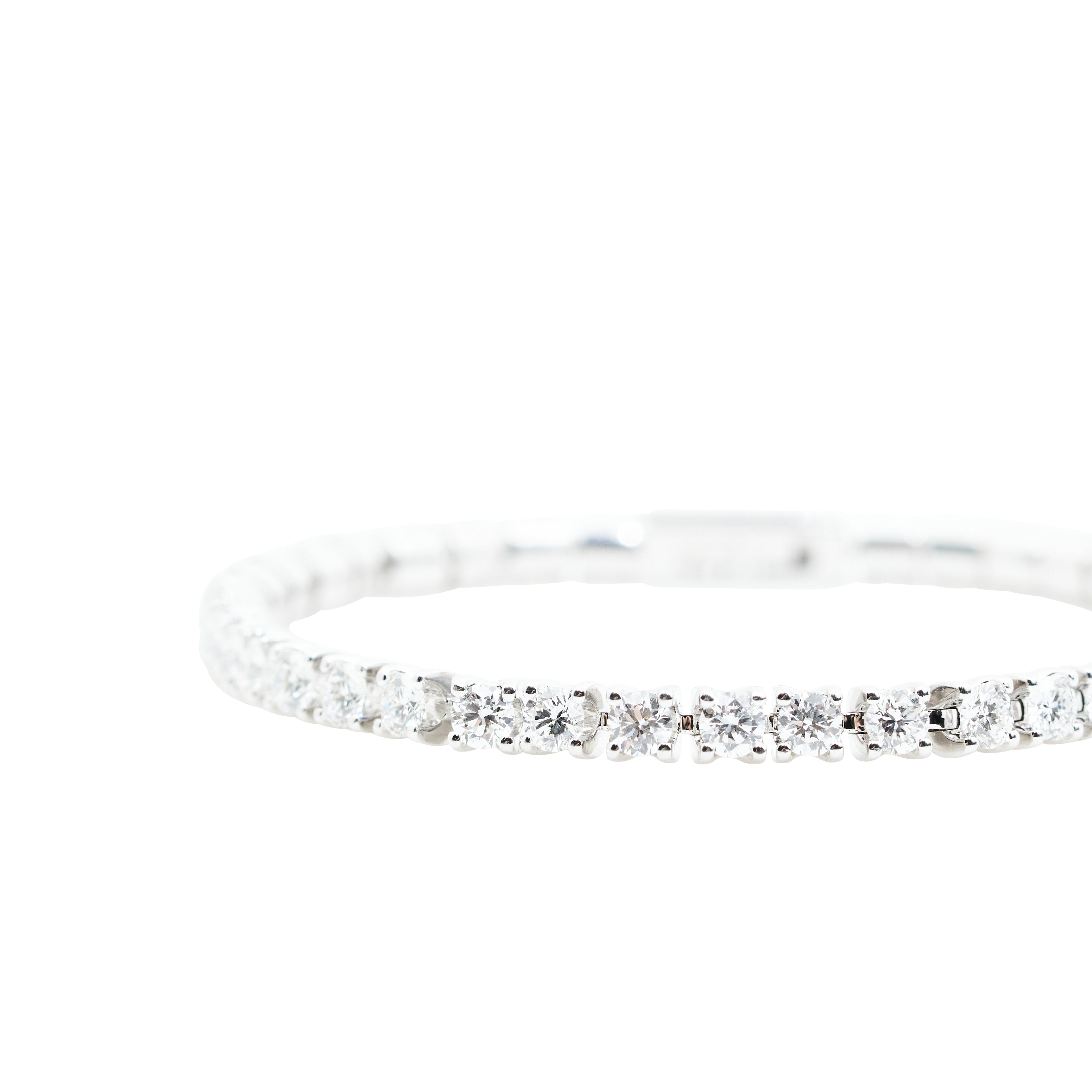 Cartier Essential Lines Diamond Bracelet