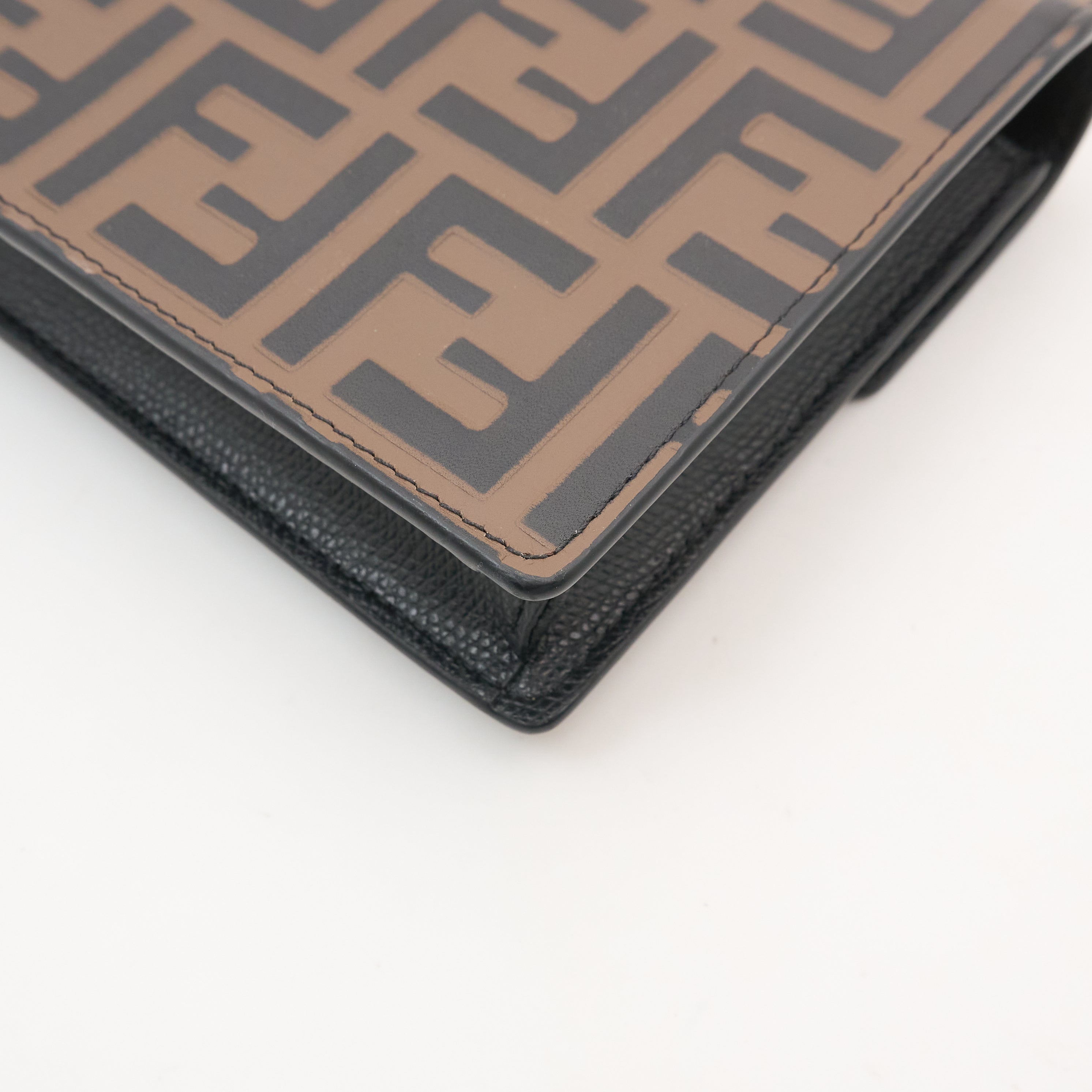 Fendi FF Wallet On Chain Bag