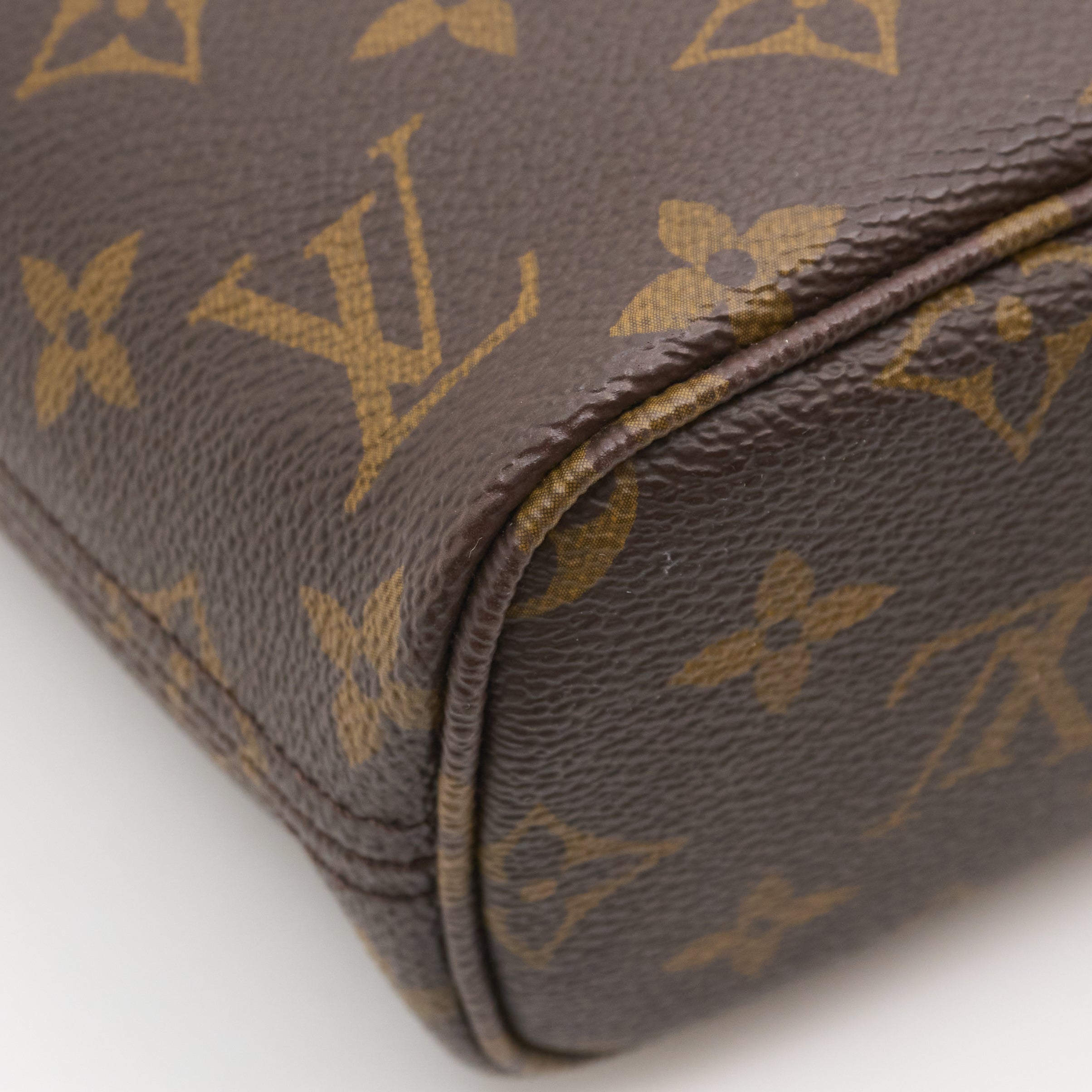 Louis Vuitton Neverfull BB
