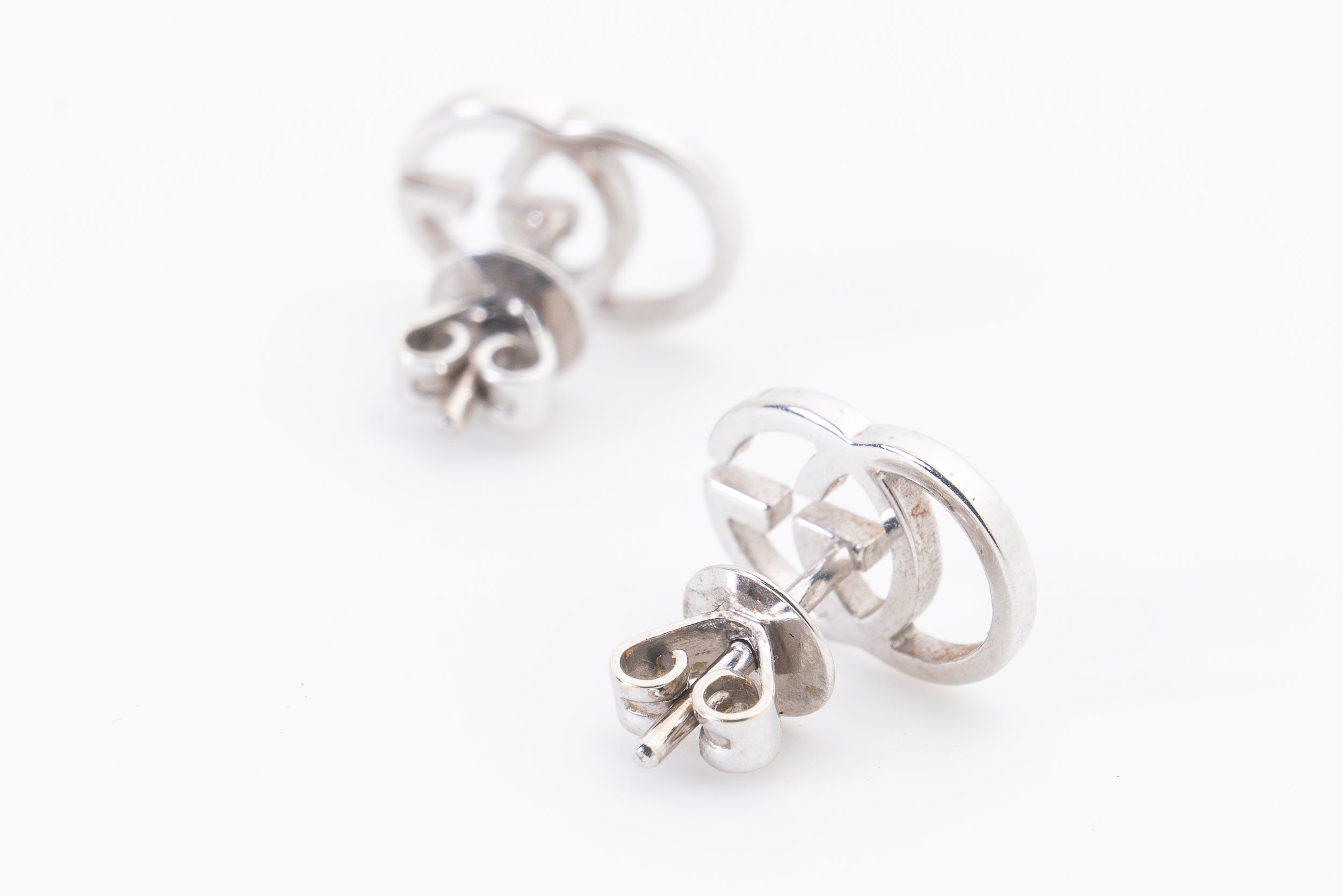 Gucci 18ct White Gold GG Stud Earrings