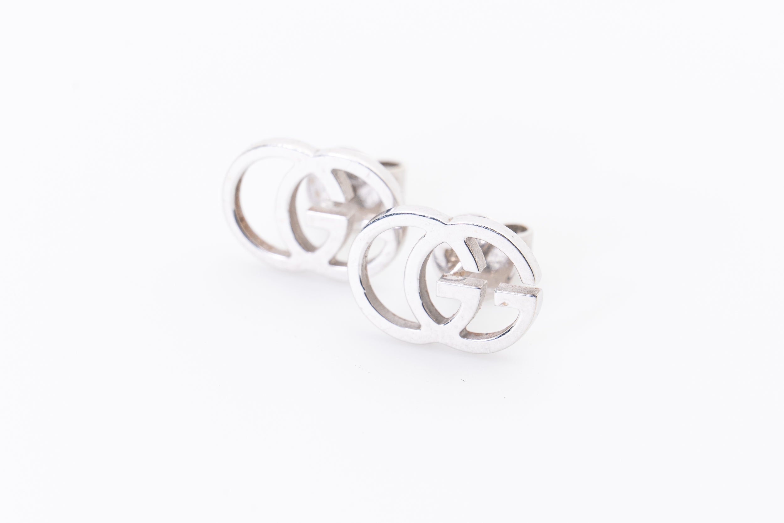 Gucci 18ct White Gold GG Stud Earrings