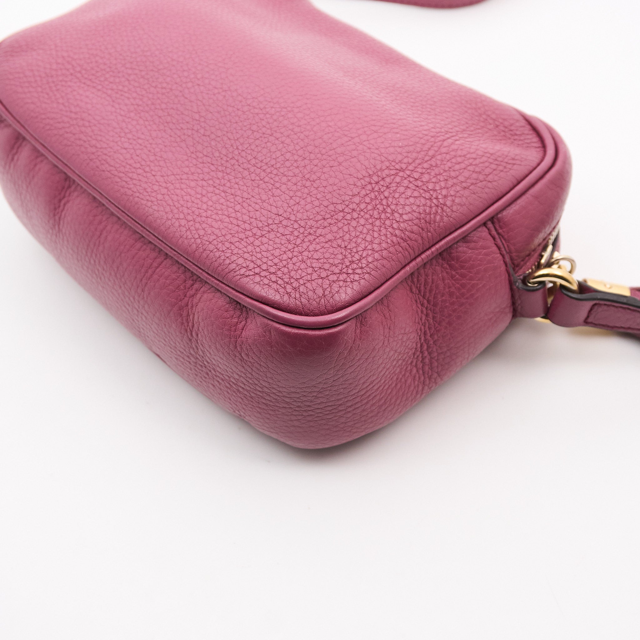 Gucci Disco Soho Berry Crossbody Bag