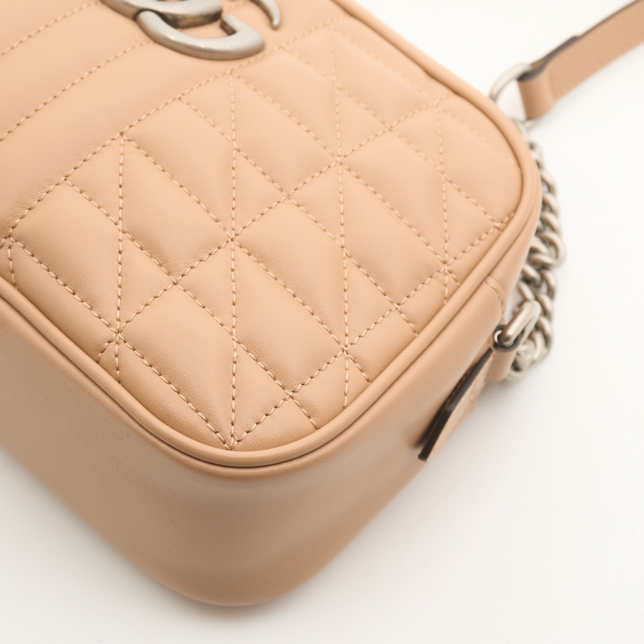 Gucci GG Marmont Beige Matelassé Bag