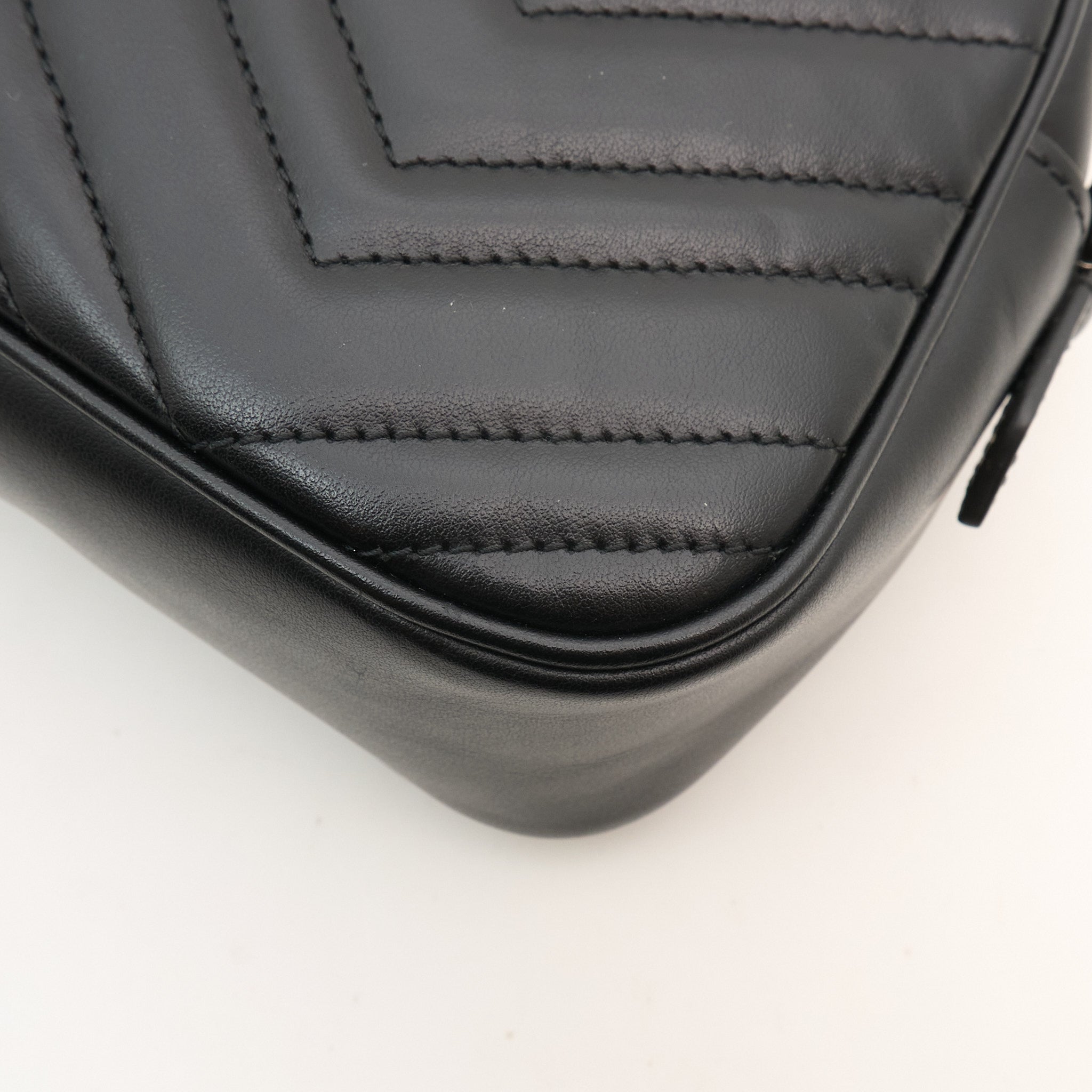 Gucci GG Black Marmont Matelassé Bag