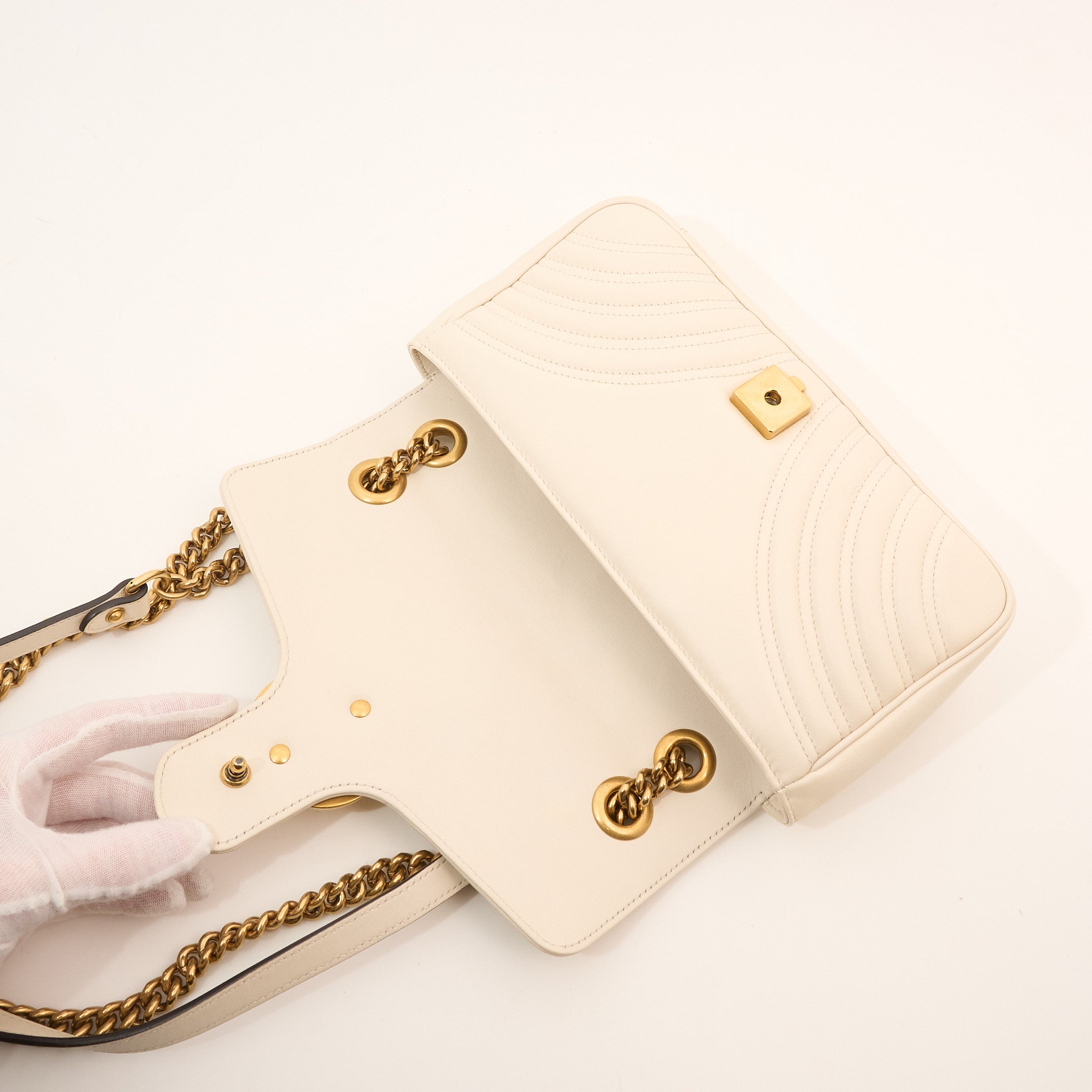 Gucci GG Marmont Small Matelassé Shoulder Flap Bag White