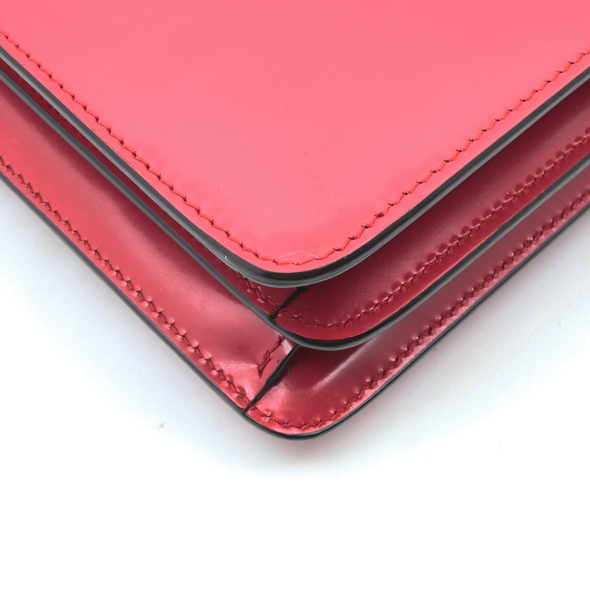 Gucci Interlocking G Crossbody Petunia Bag