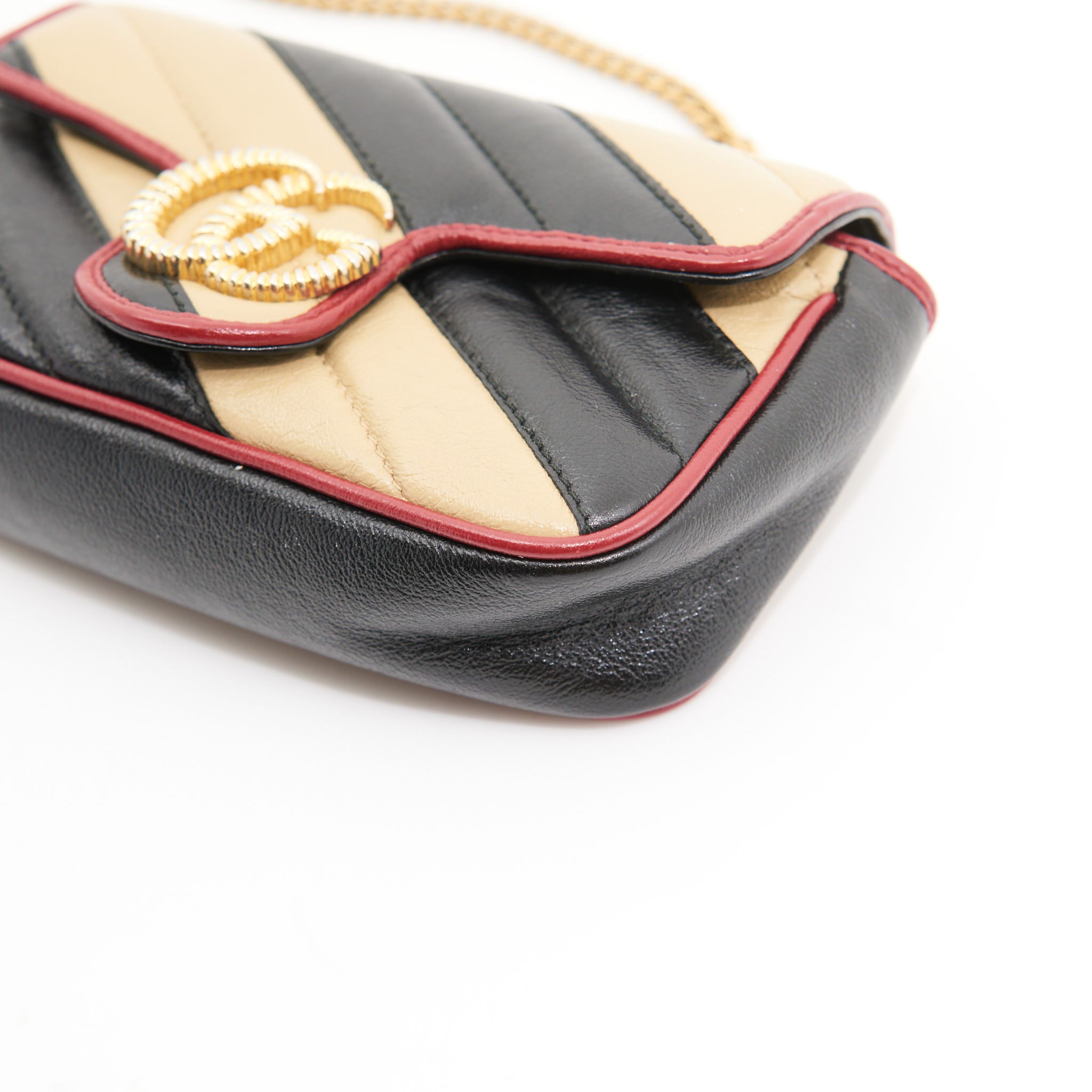 Gucci Marmont Mini Bag in Beige, Black and Red