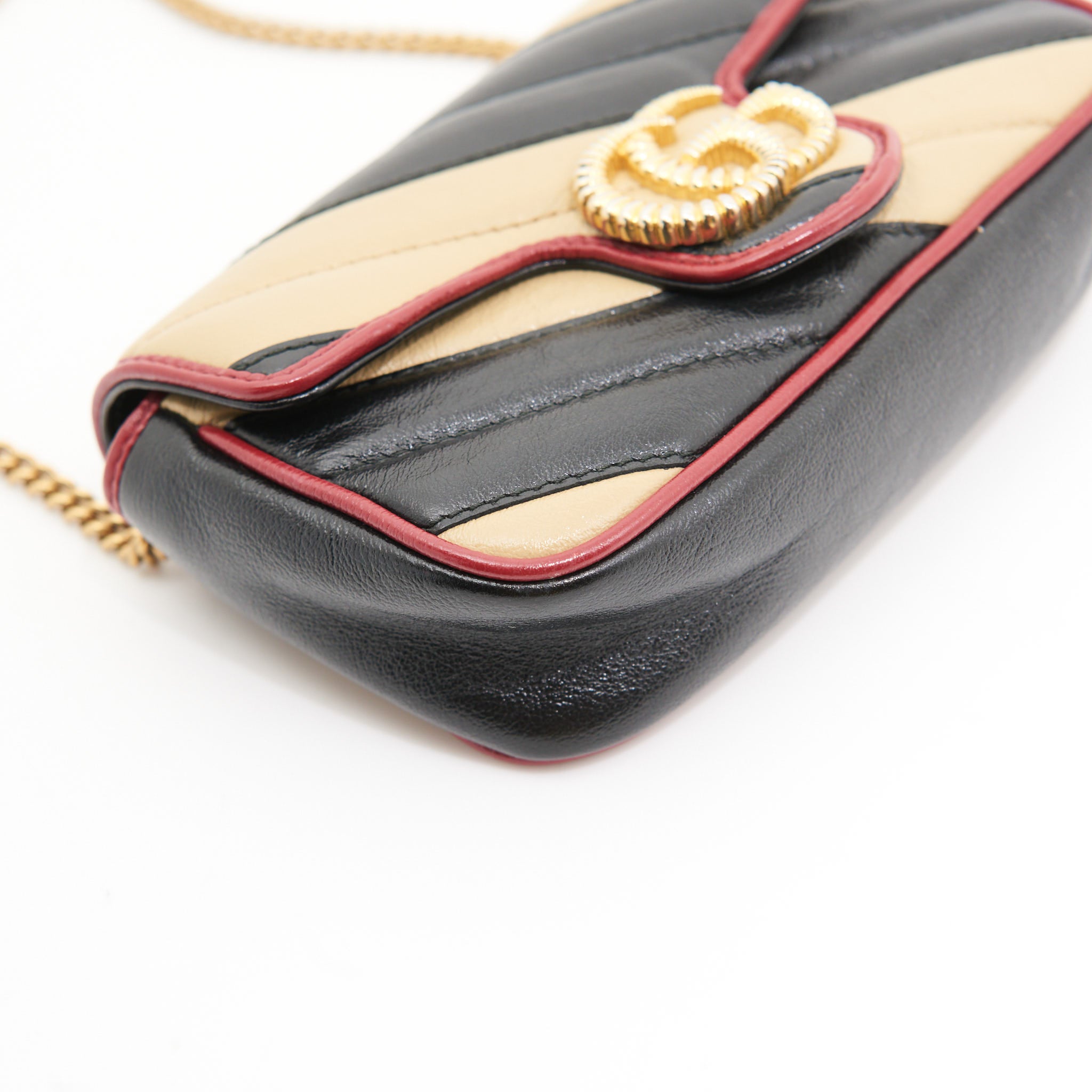 Gucci Marmont Mini Bag in Beige, Black and Red