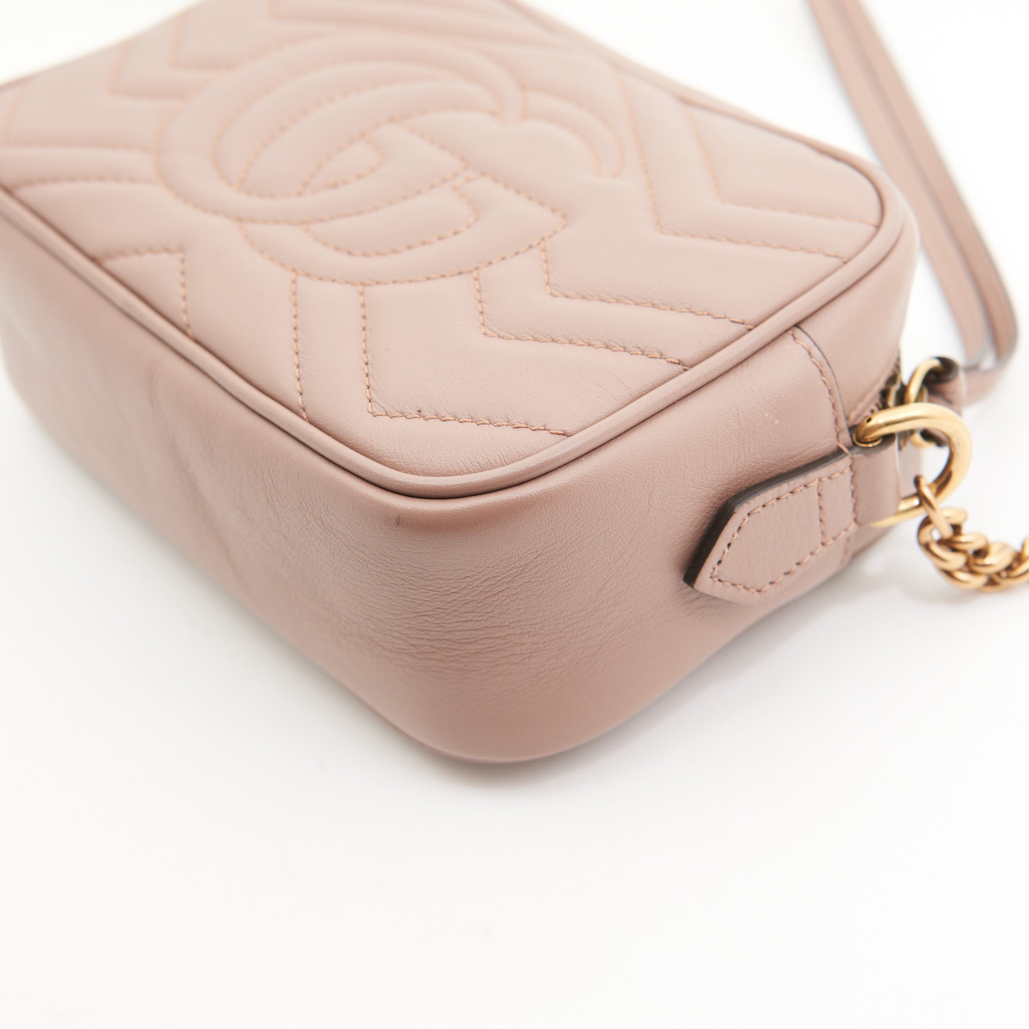 Gucci Leather Mini Marmont in Beige