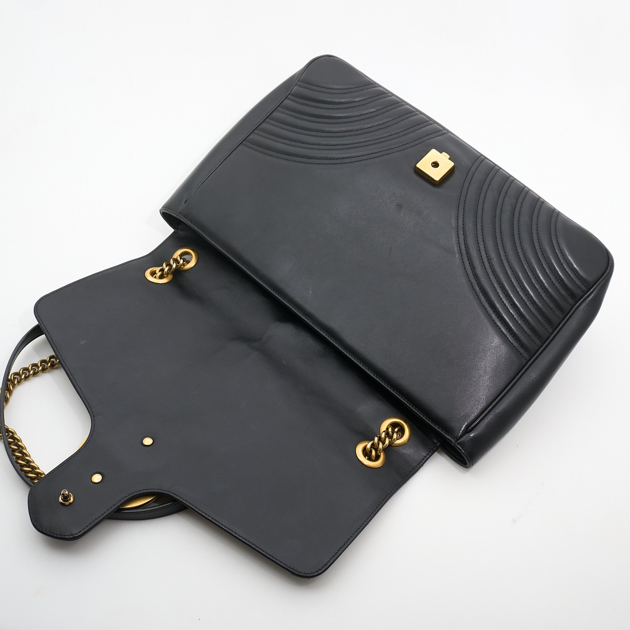 Gucci GG Marmont Black Maxi Shoulder Bag