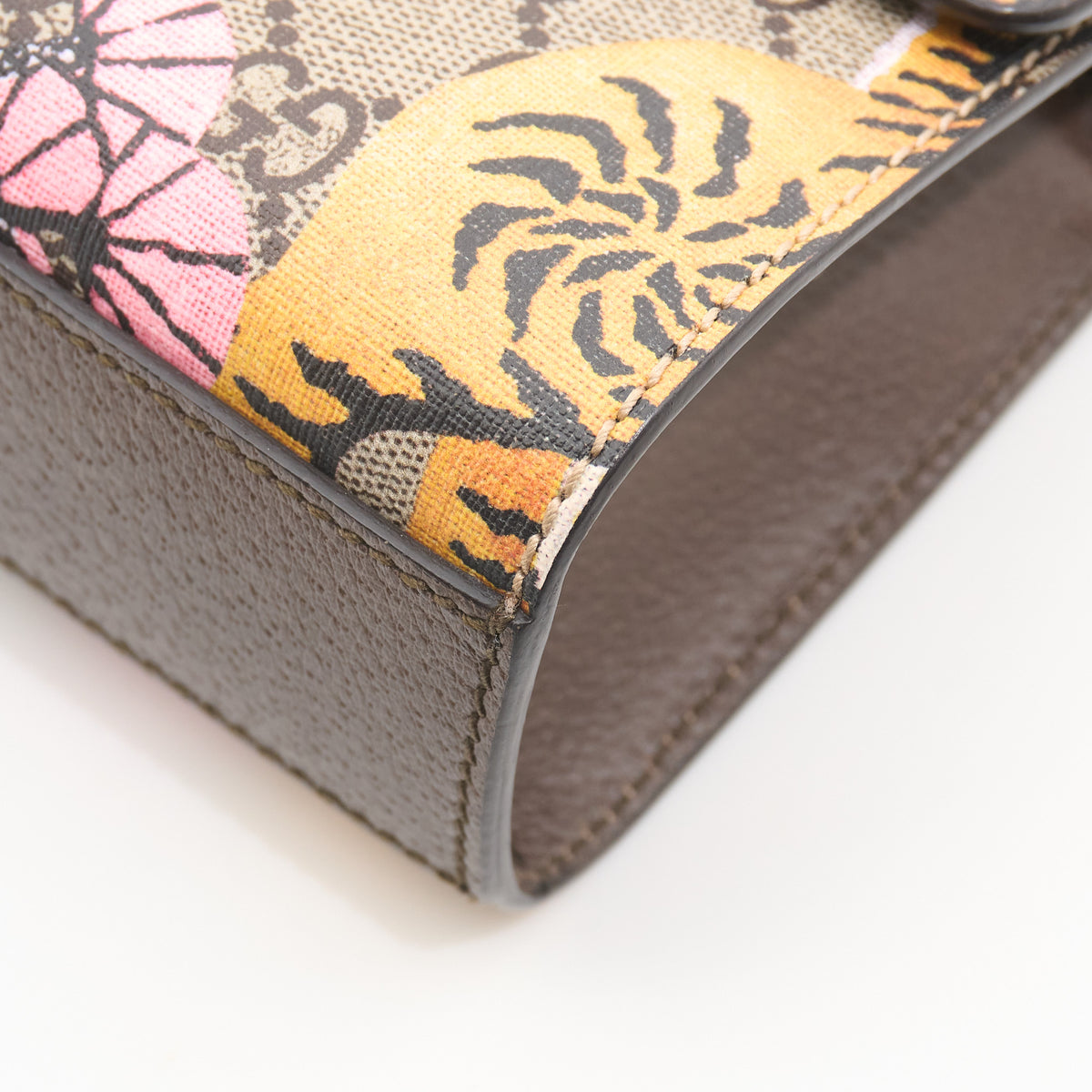 Gucci GG Supreme Bengal Padlock Bag