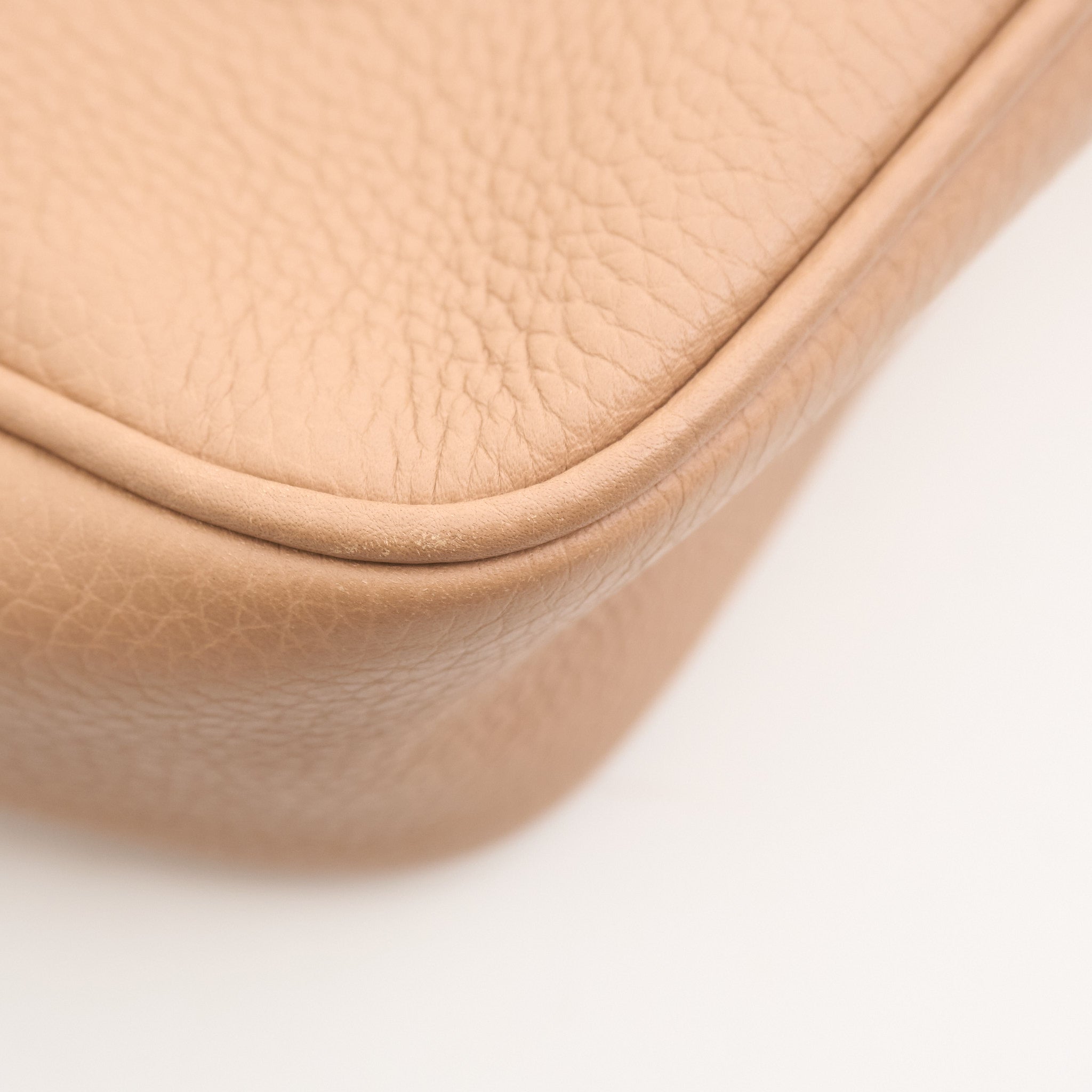 Gucci Soho Disco Beige Crossbody Bag