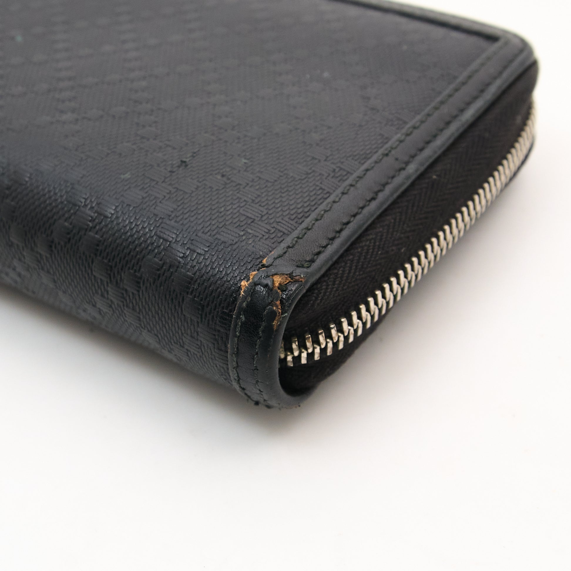 Gucci Black Zip Around Wallet
