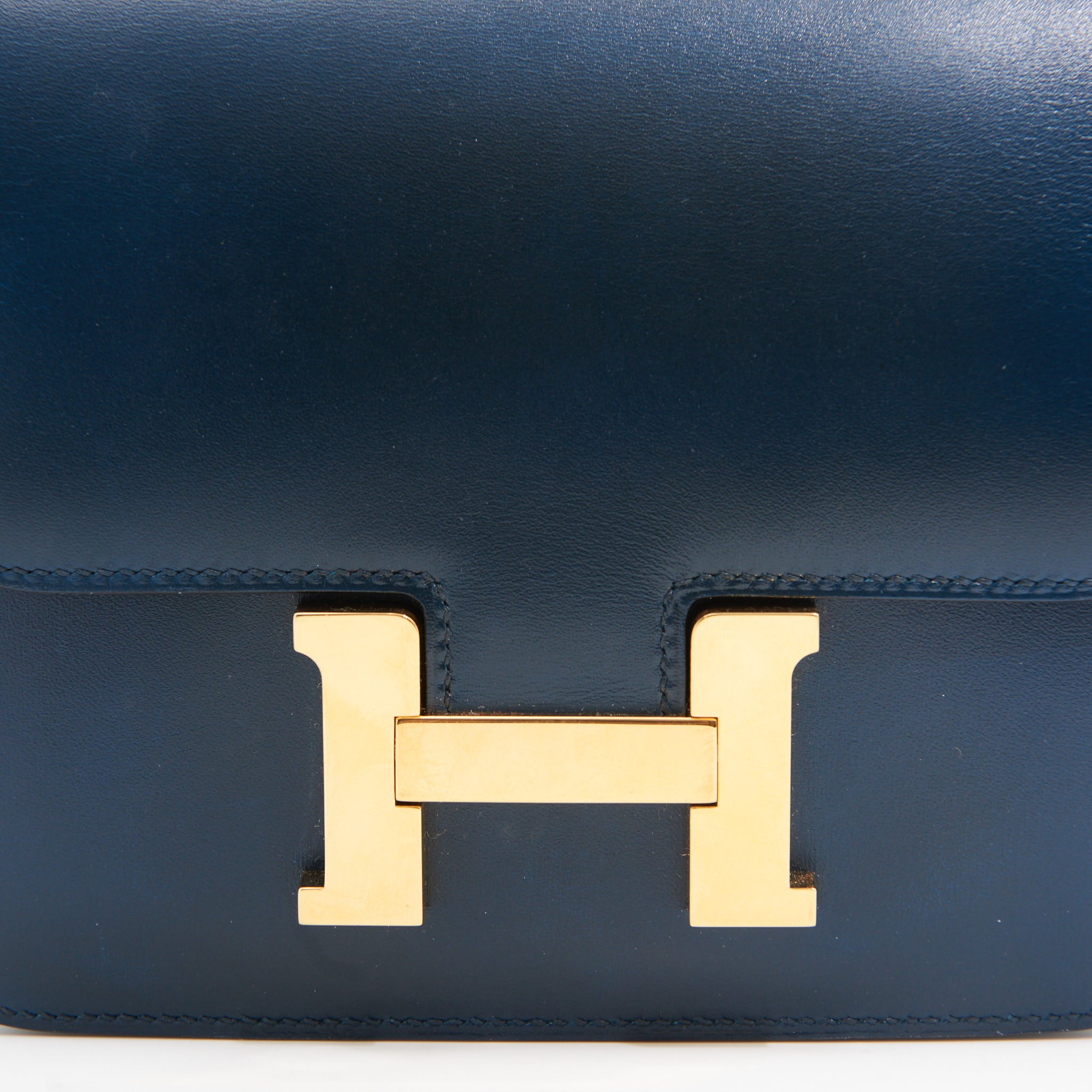 Hermes Box Calf Constance 19 in Bleu De Prusse GHW