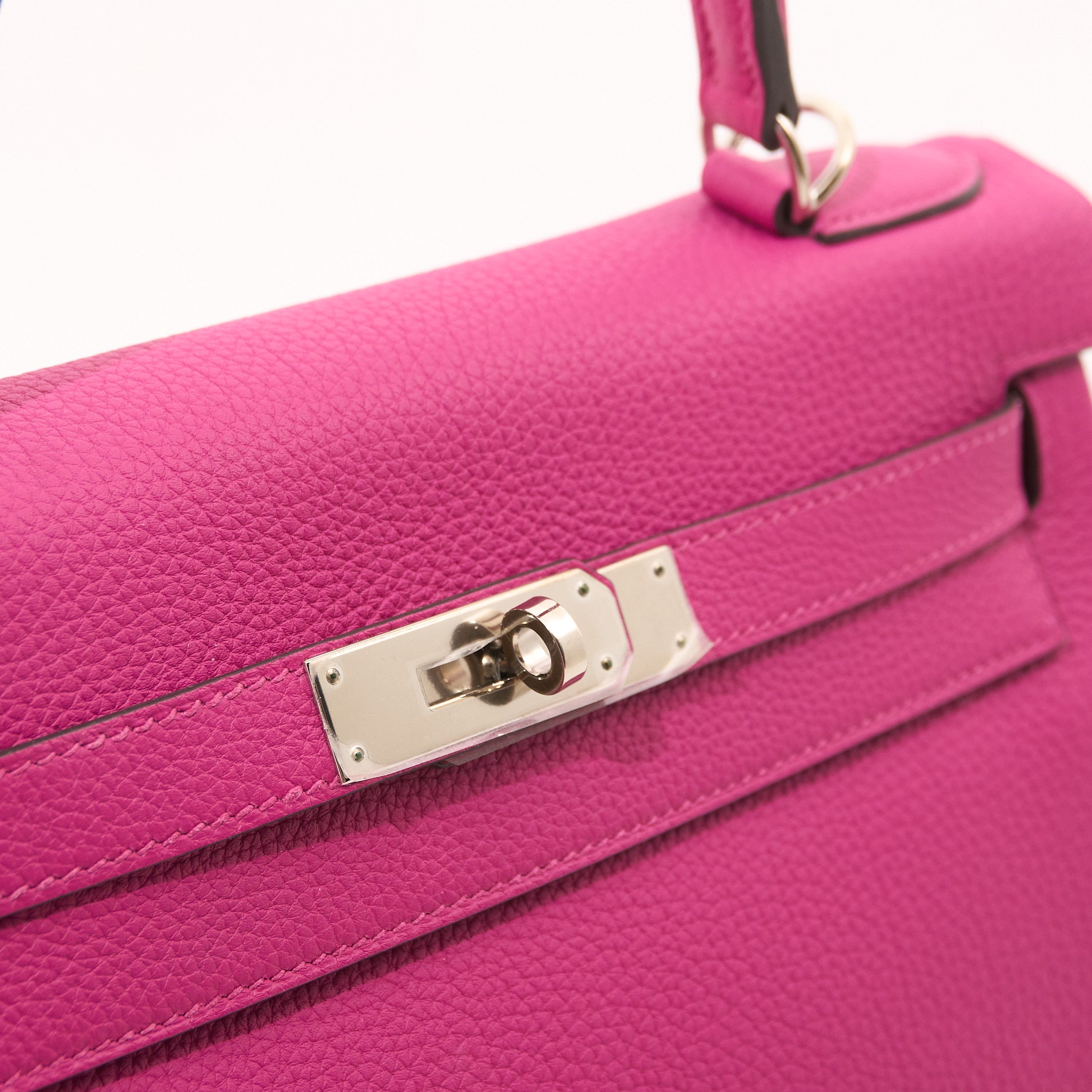 Hermès Kelly 28 Togo Rose Pourpre PHW Stamp C (2018)