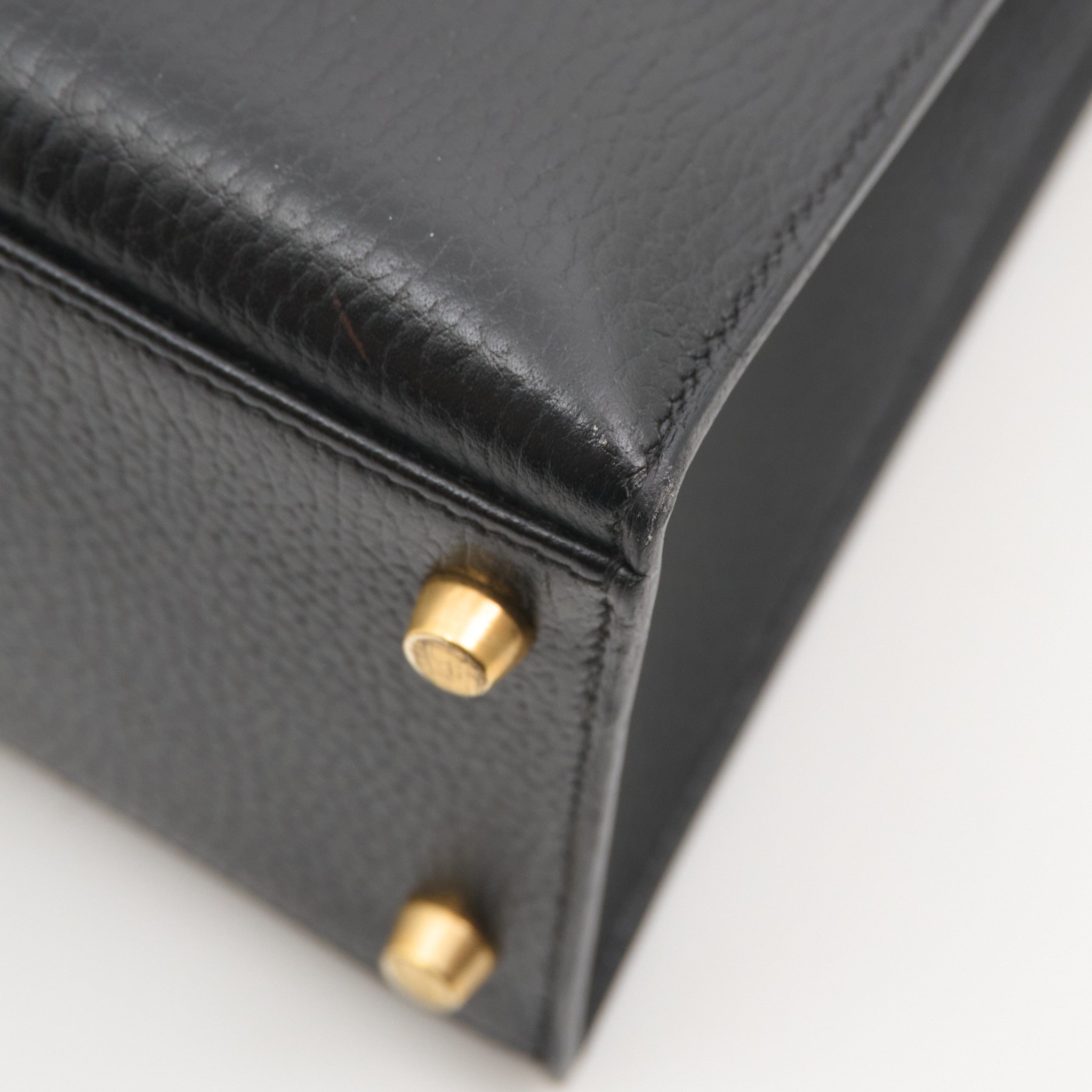 Hermes Kelly 32 Black GHW Circle Stamp Z (1996)