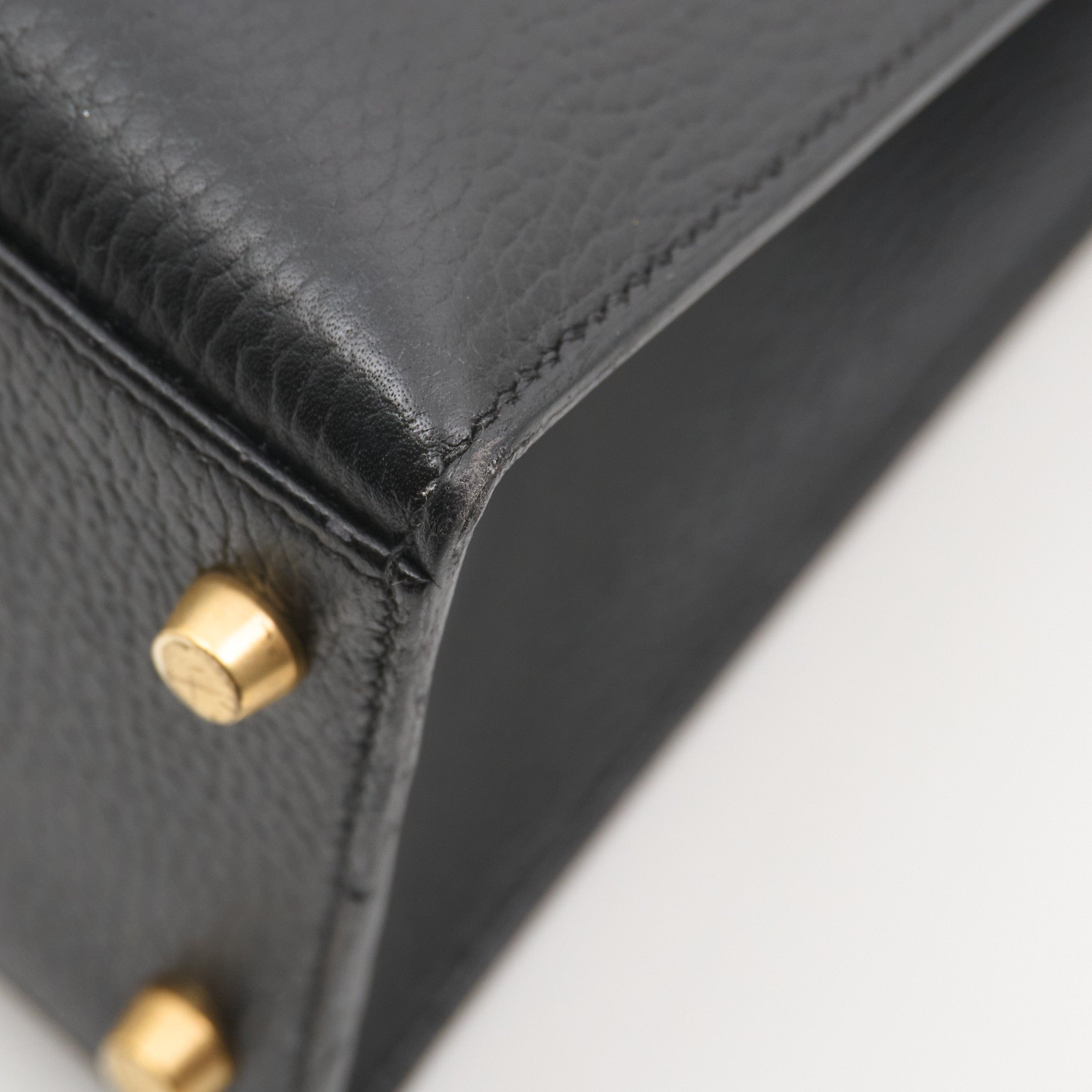 Hermes Kelly 32 Black GHW Circle Stamp Z (1996)