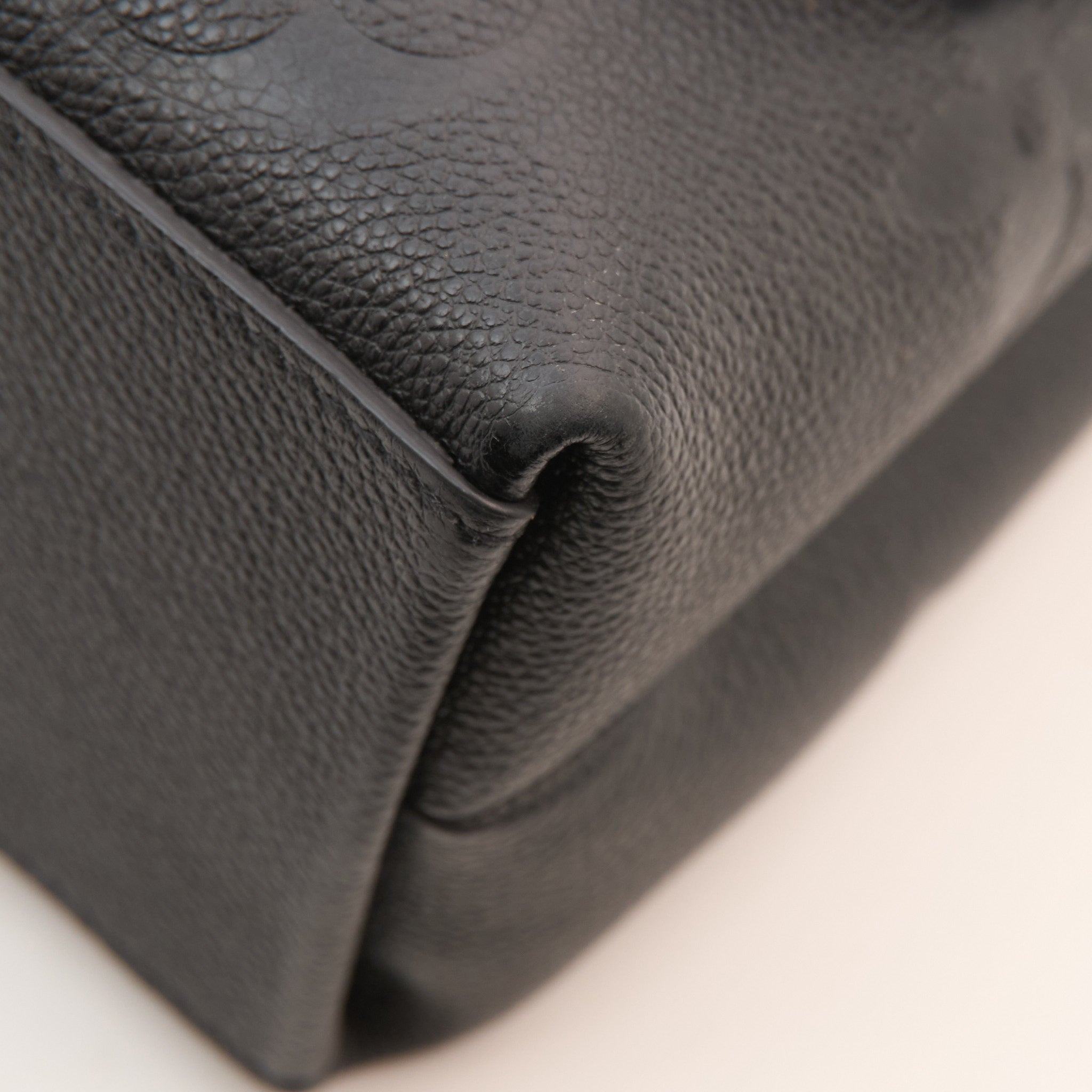 Louis Vuitton MM Monogram Empriente Leather Black Bag