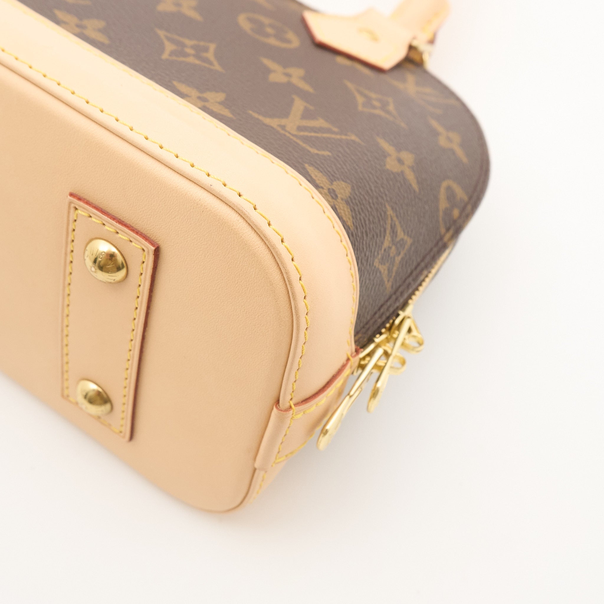 Louis Vuitton Monogram Alma BB