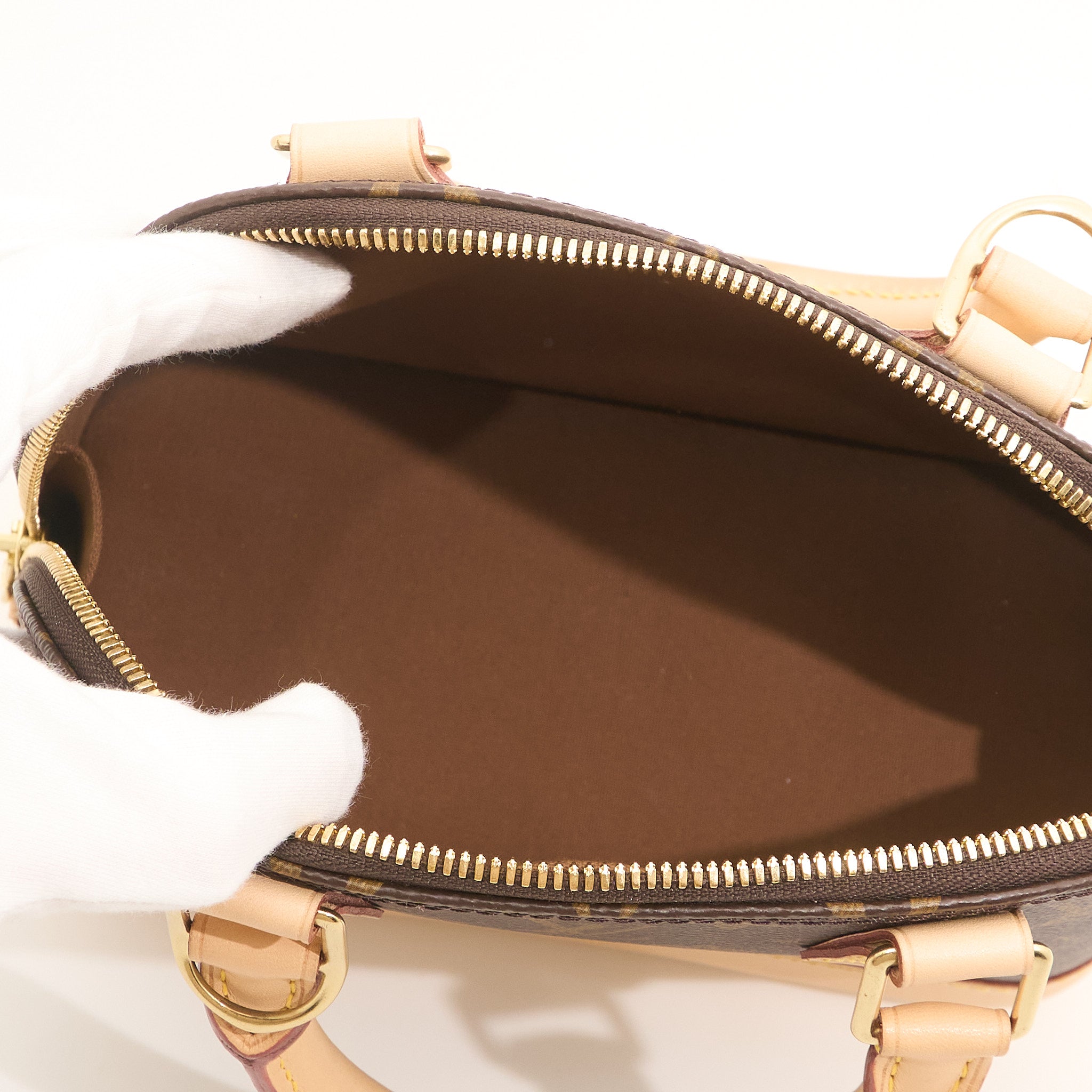 Louis Vuitton Monogram Alma BB