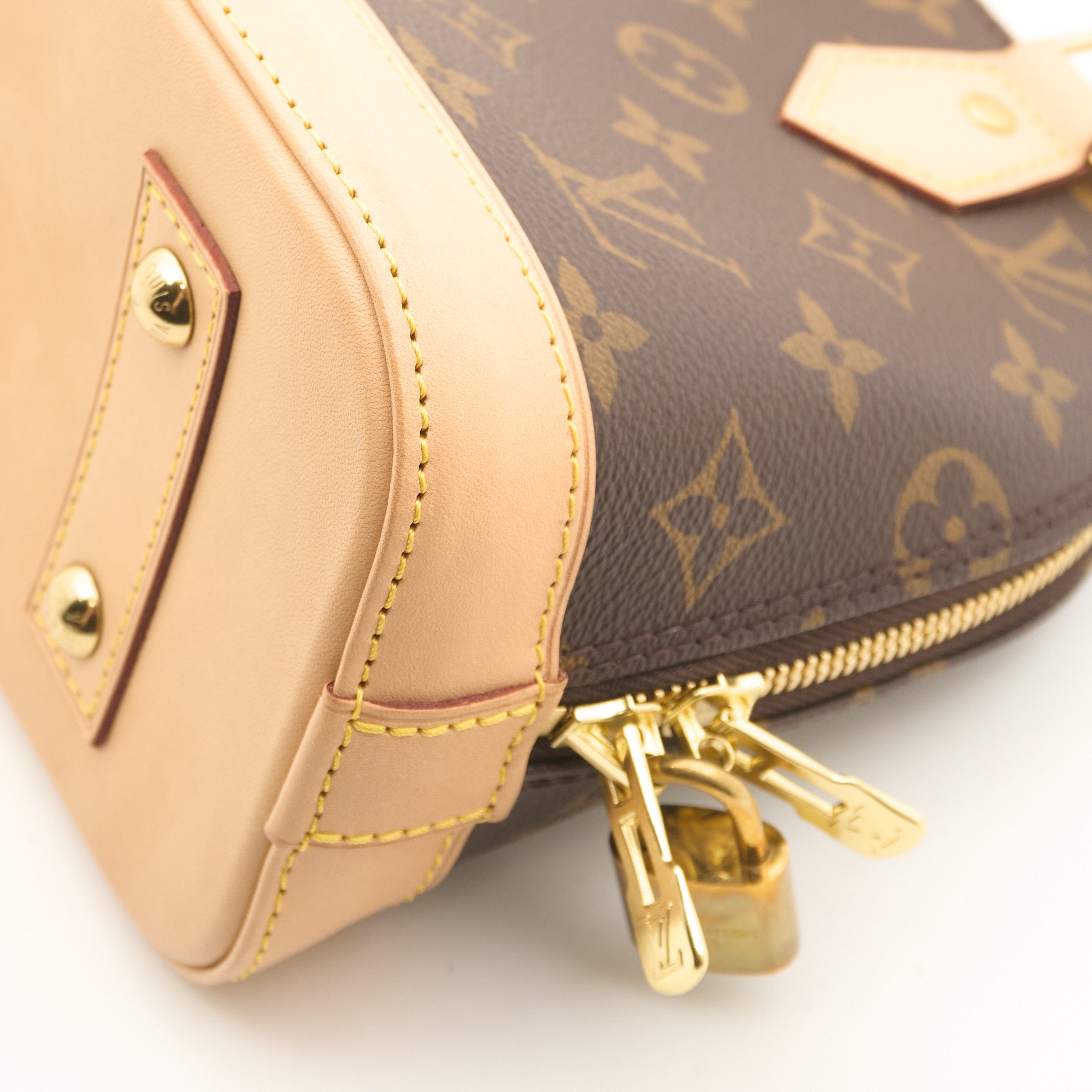 Louis Vuitton Monogram Alma BB Bag