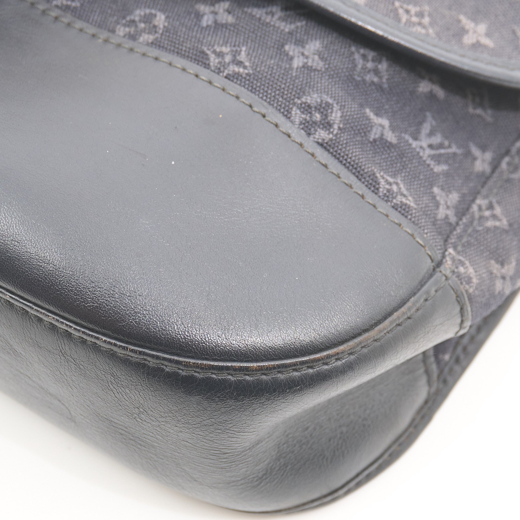 Louis Vuitton Berangere Crossbody Bag in Navy Lin Monogram Canvas