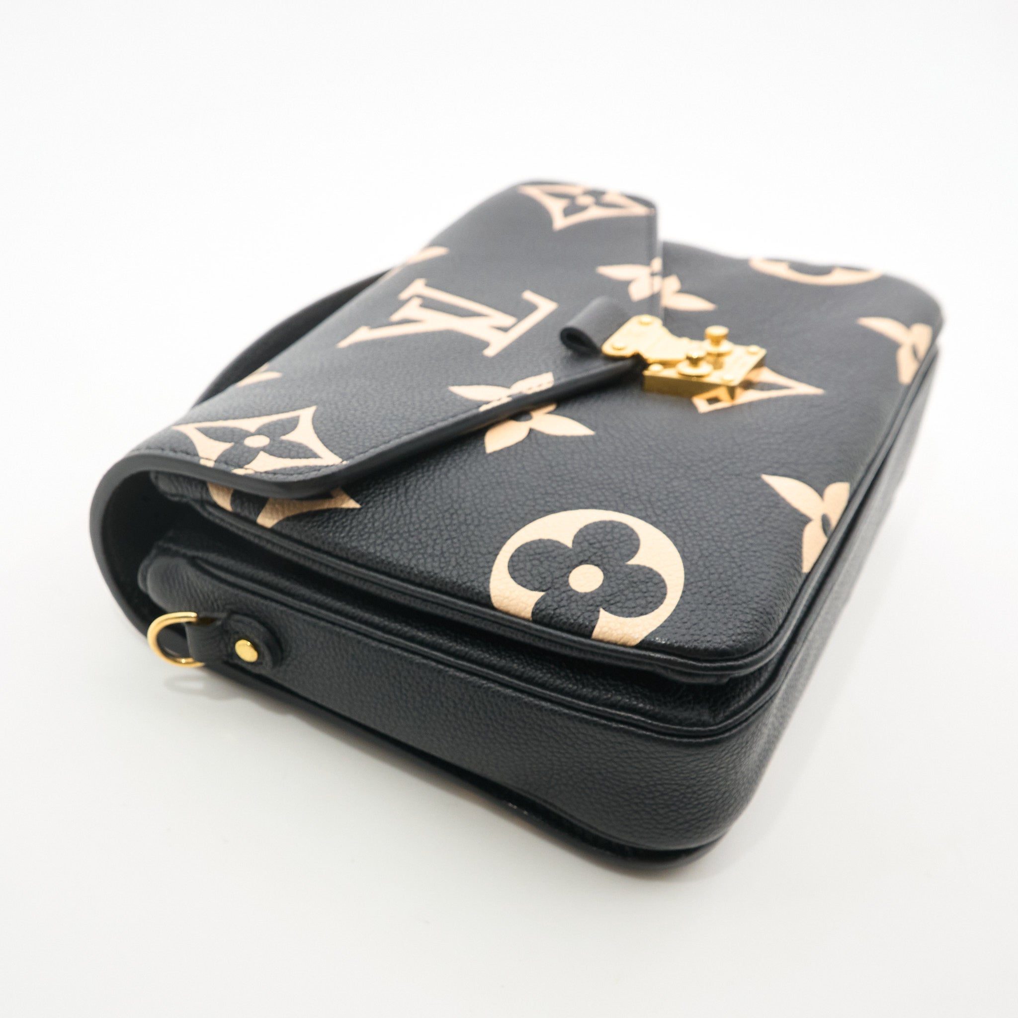 Louis Vuitton Bi-Colour Pochette Metis Black & Beige