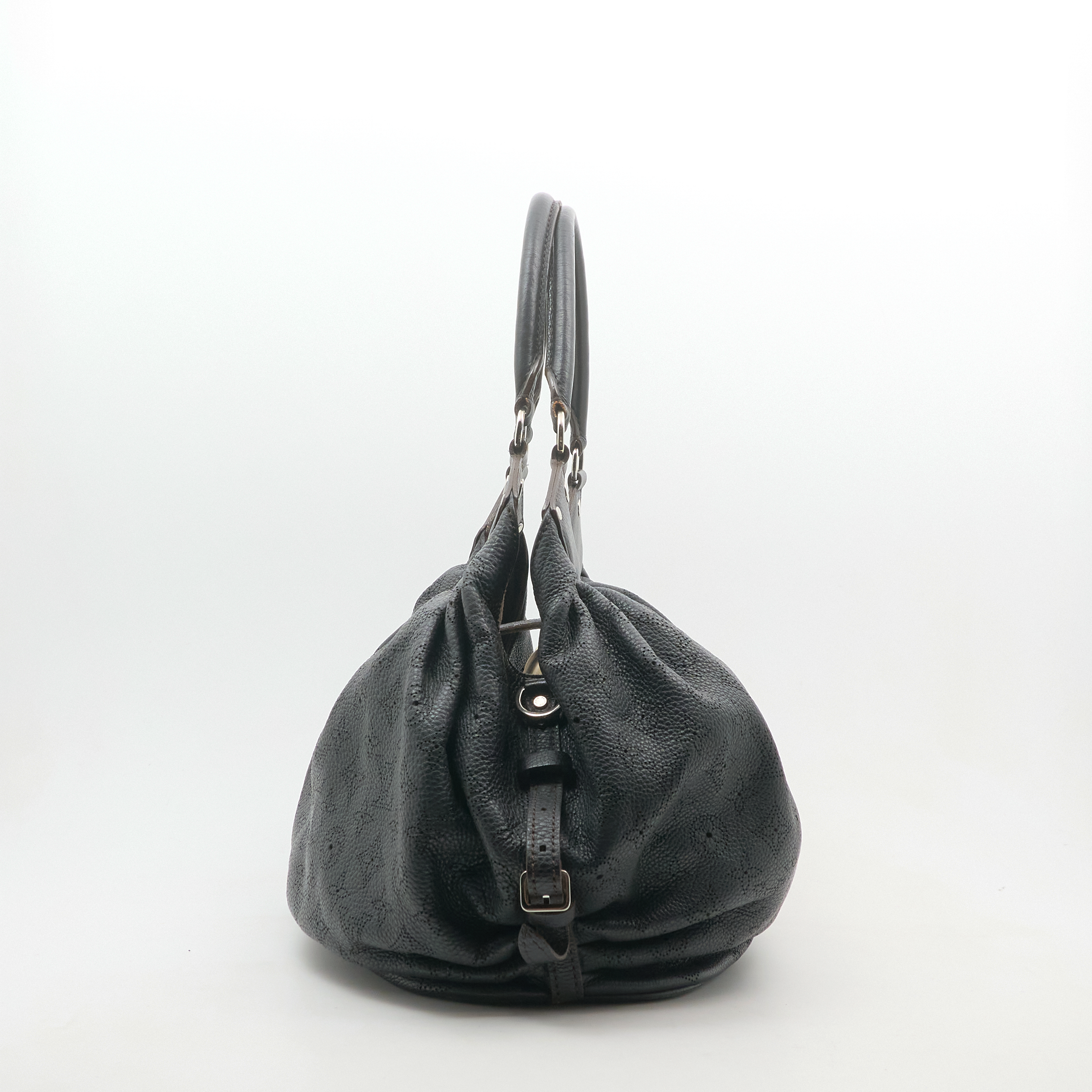 Louis Vuitton Black Mahina Hobo shoulder Bag