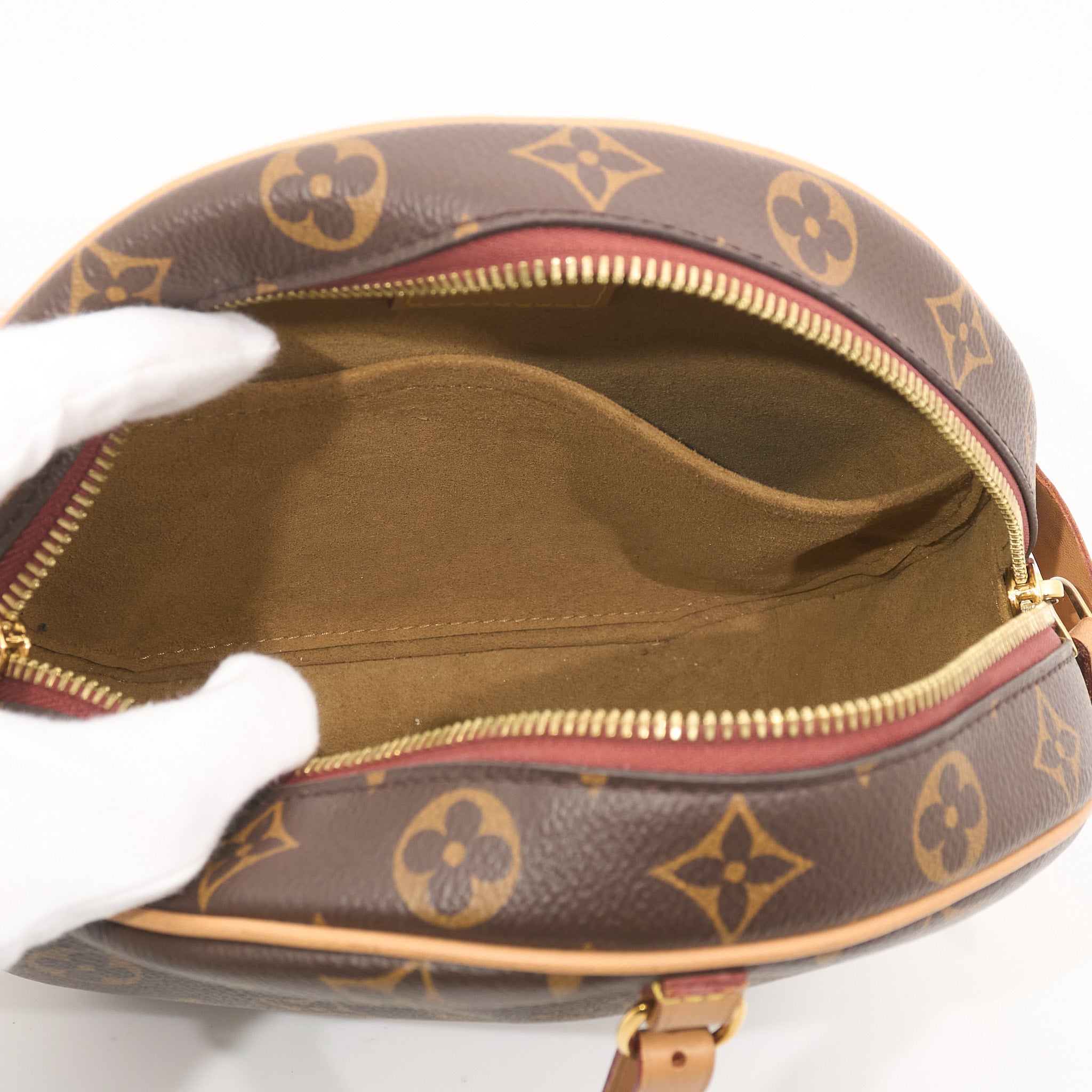 Louis Vuitton Boite Chapeau Souple Bag