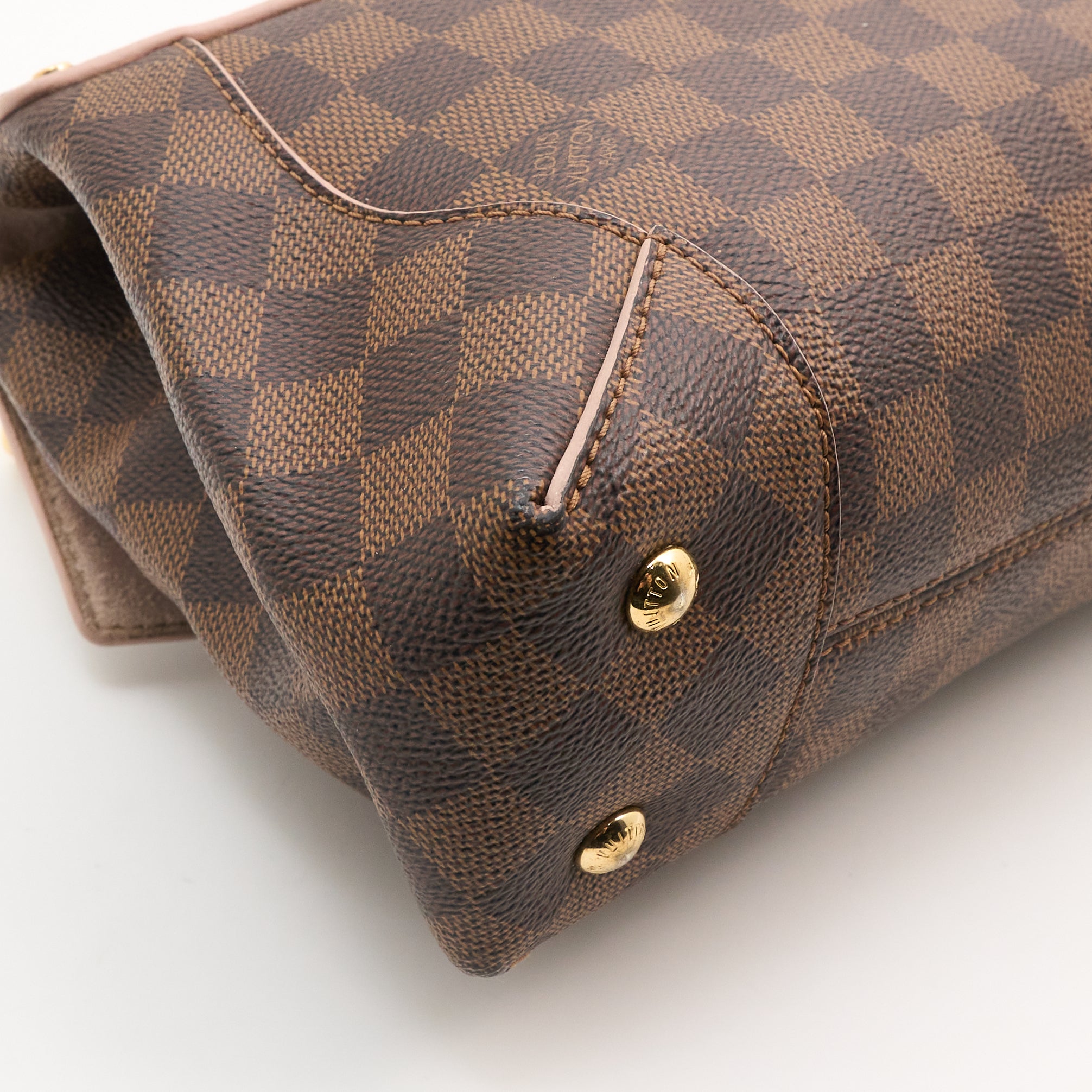 Louis Vuitton Cassia Bag