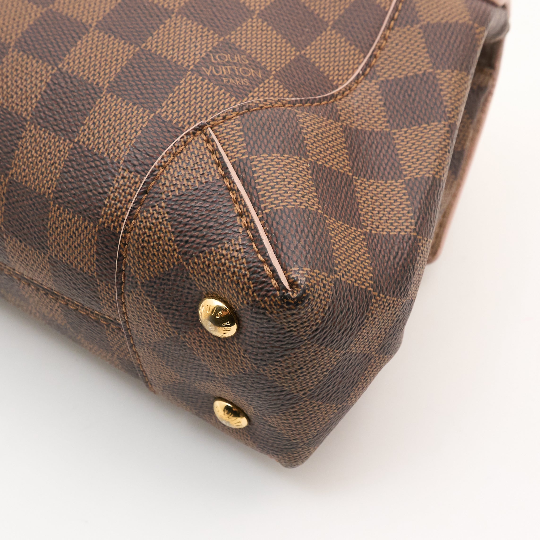 Louis Vuitton Cassia Bag
