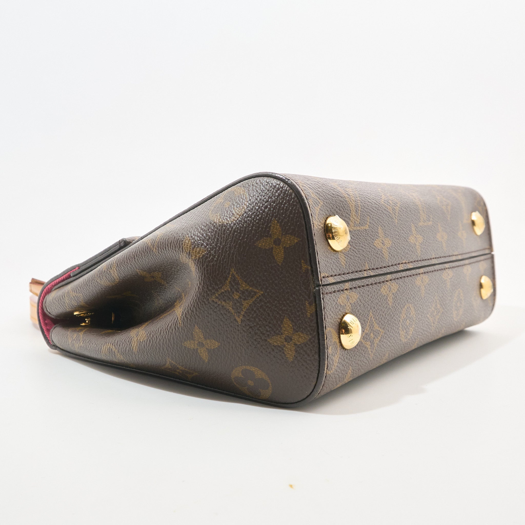 Louis Vuitton Cluny Monogram Handbag