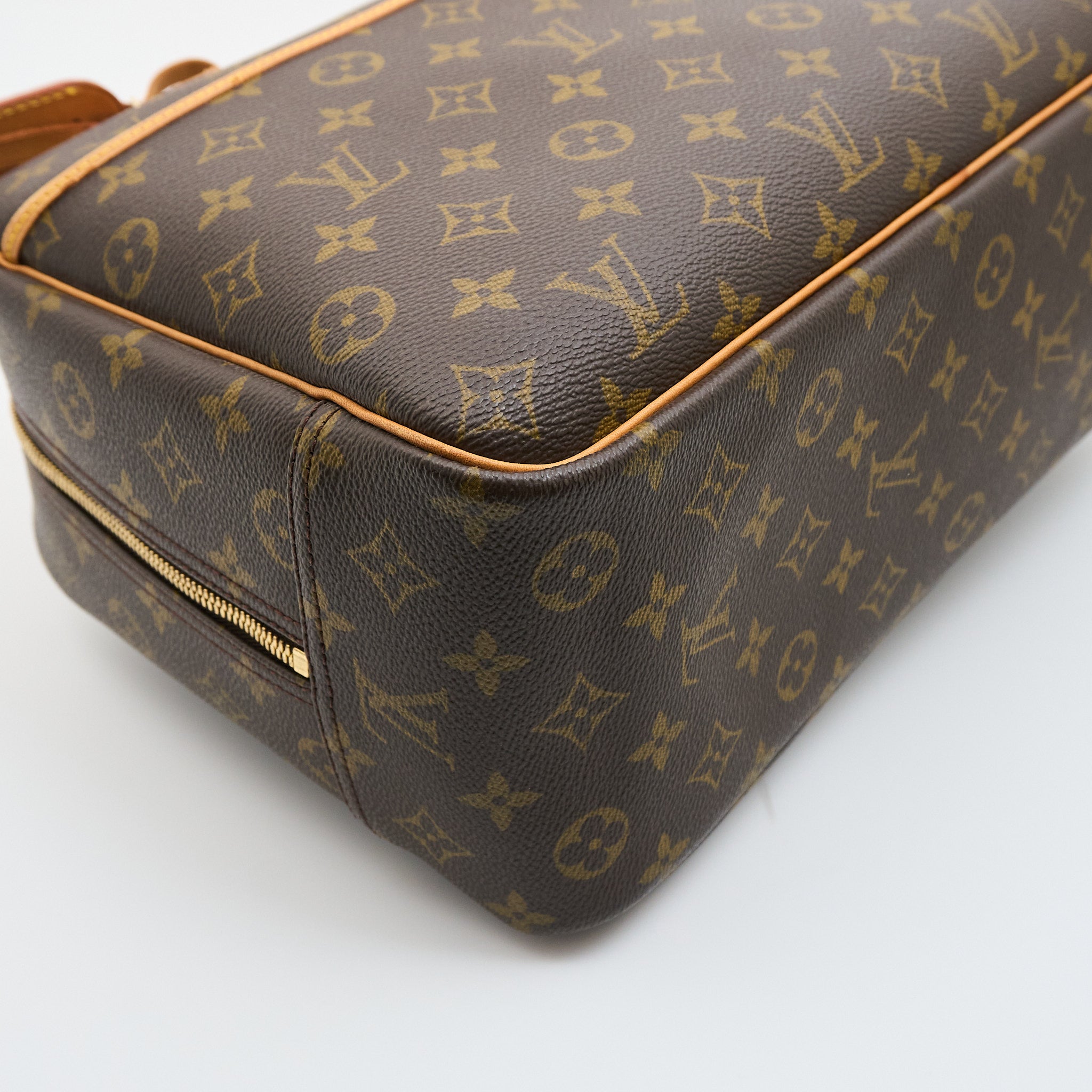 Louis Vuitton Deauville Monogram Bowling Bag