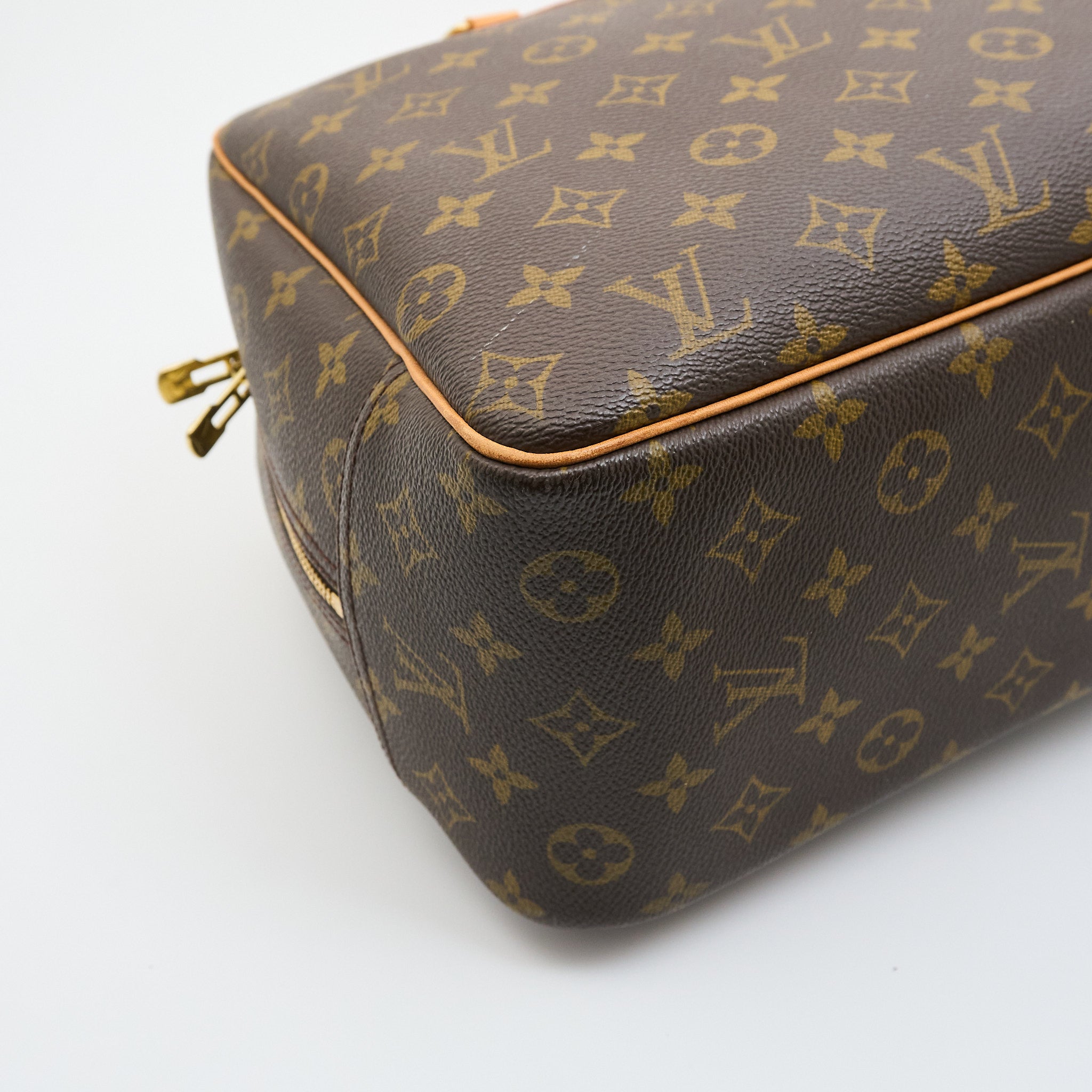 Louis Vuitton Deauville Monogram Bowling Bag