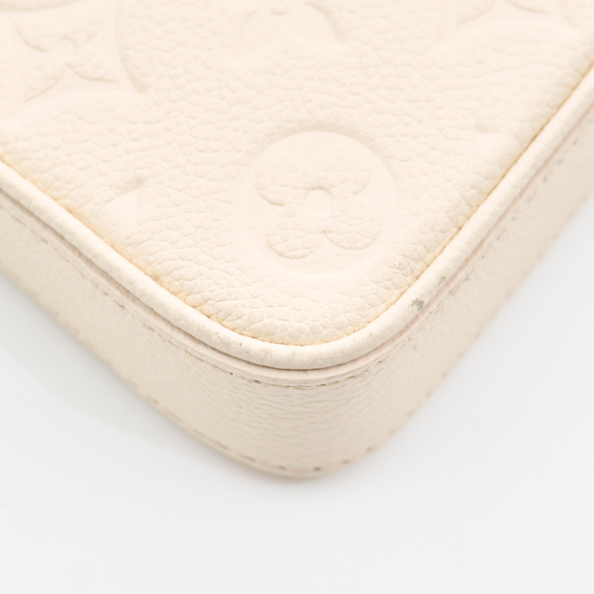 Louis Vuitton Easy Pouch On Strap